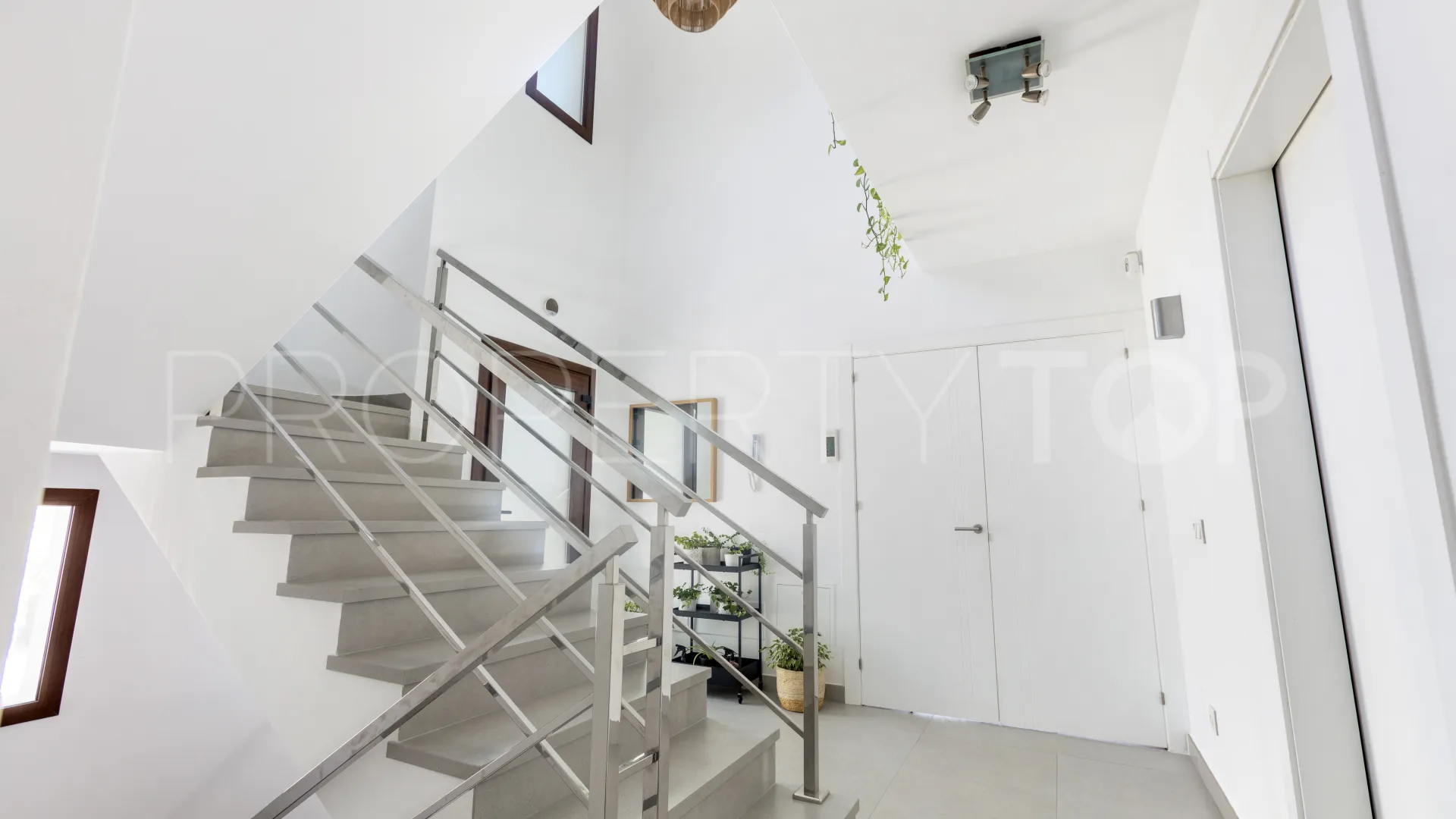 Villa with 6 bedrooms for sale in Monte Biarritz