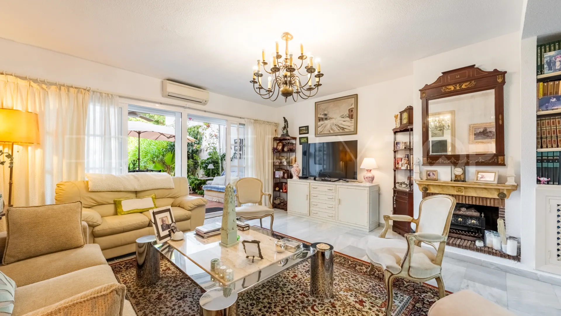 Town house for sale in Bel Air