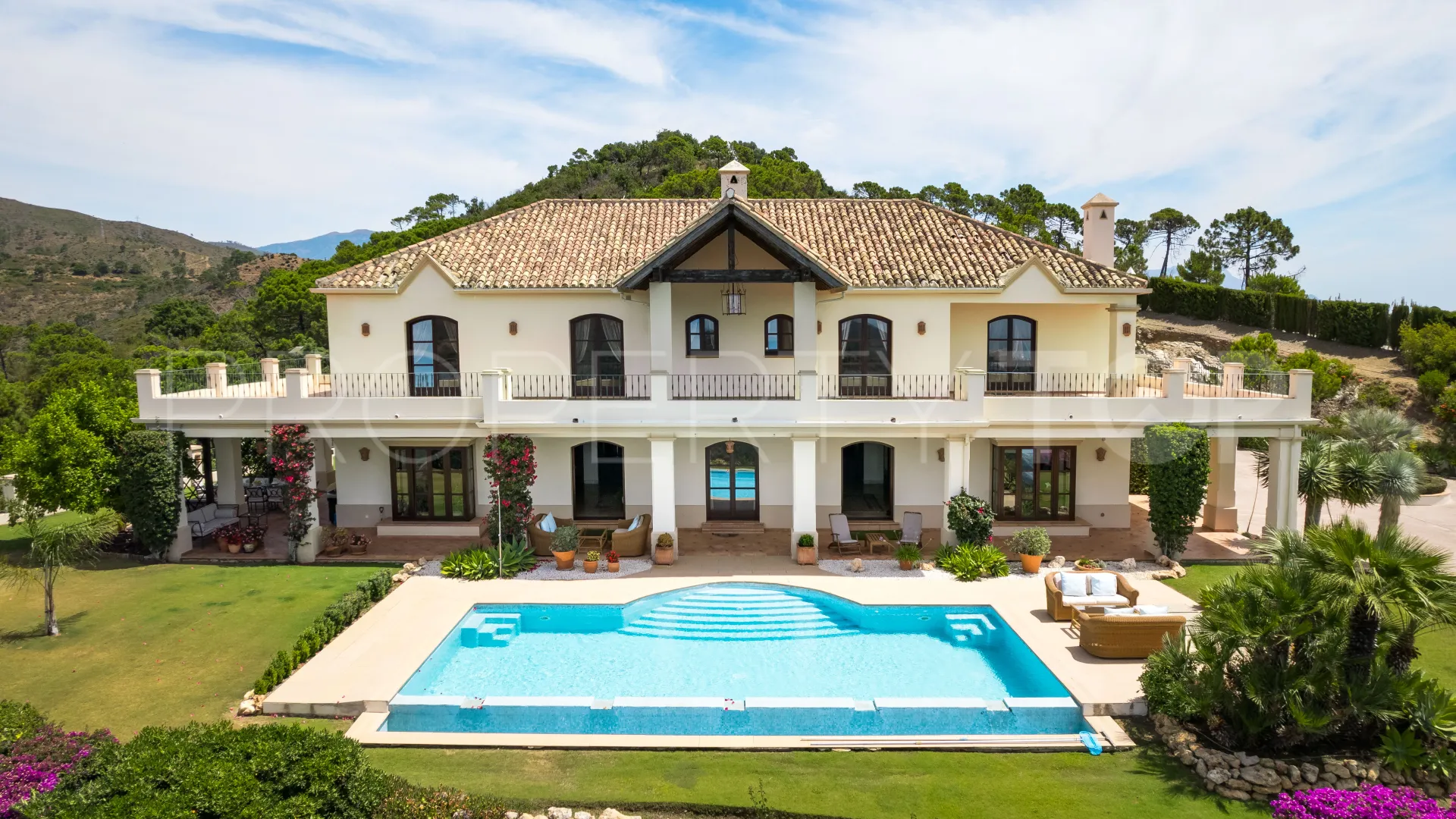 For sale villa in El Velerin