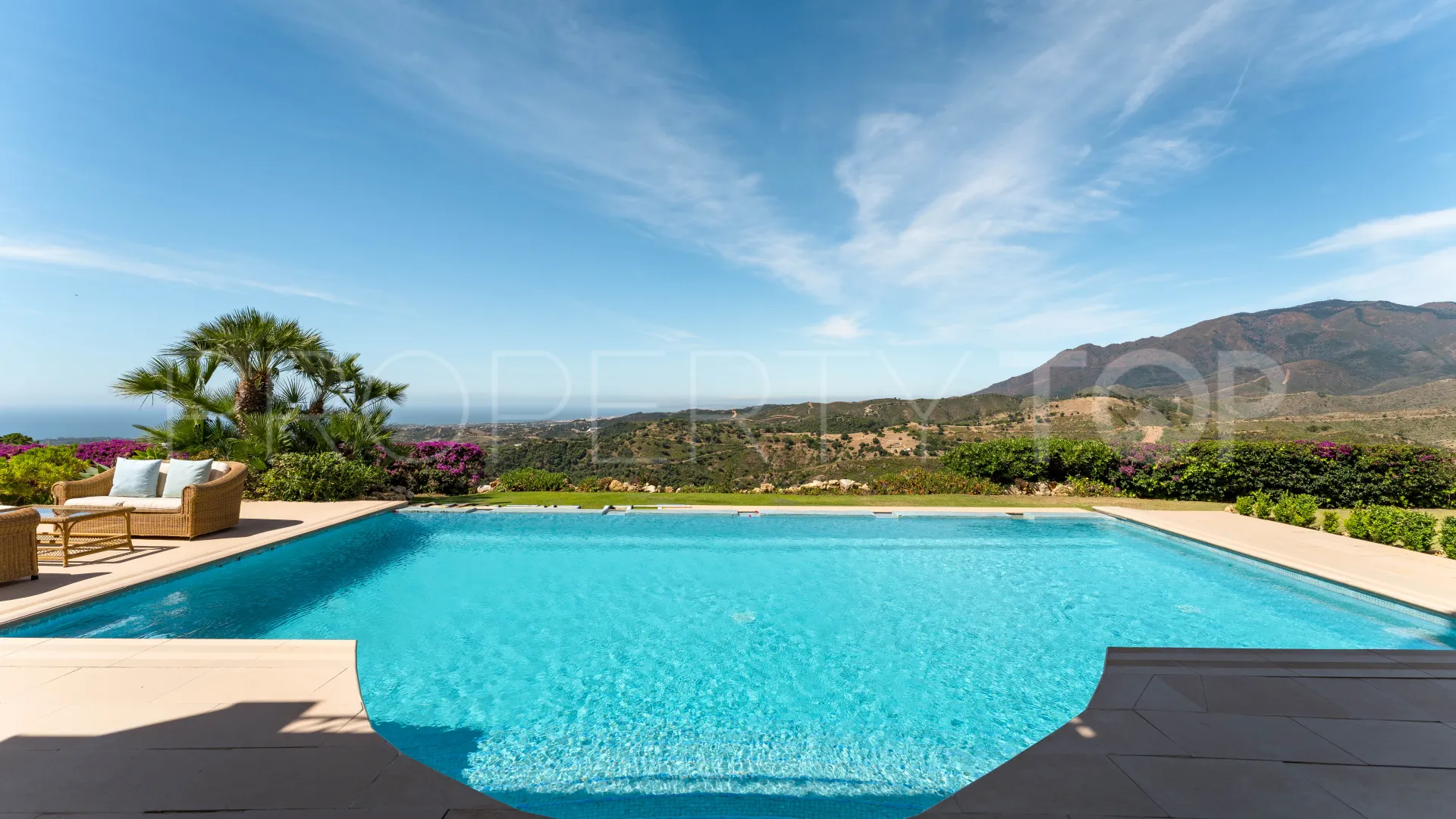 For sale villa in El Velerin