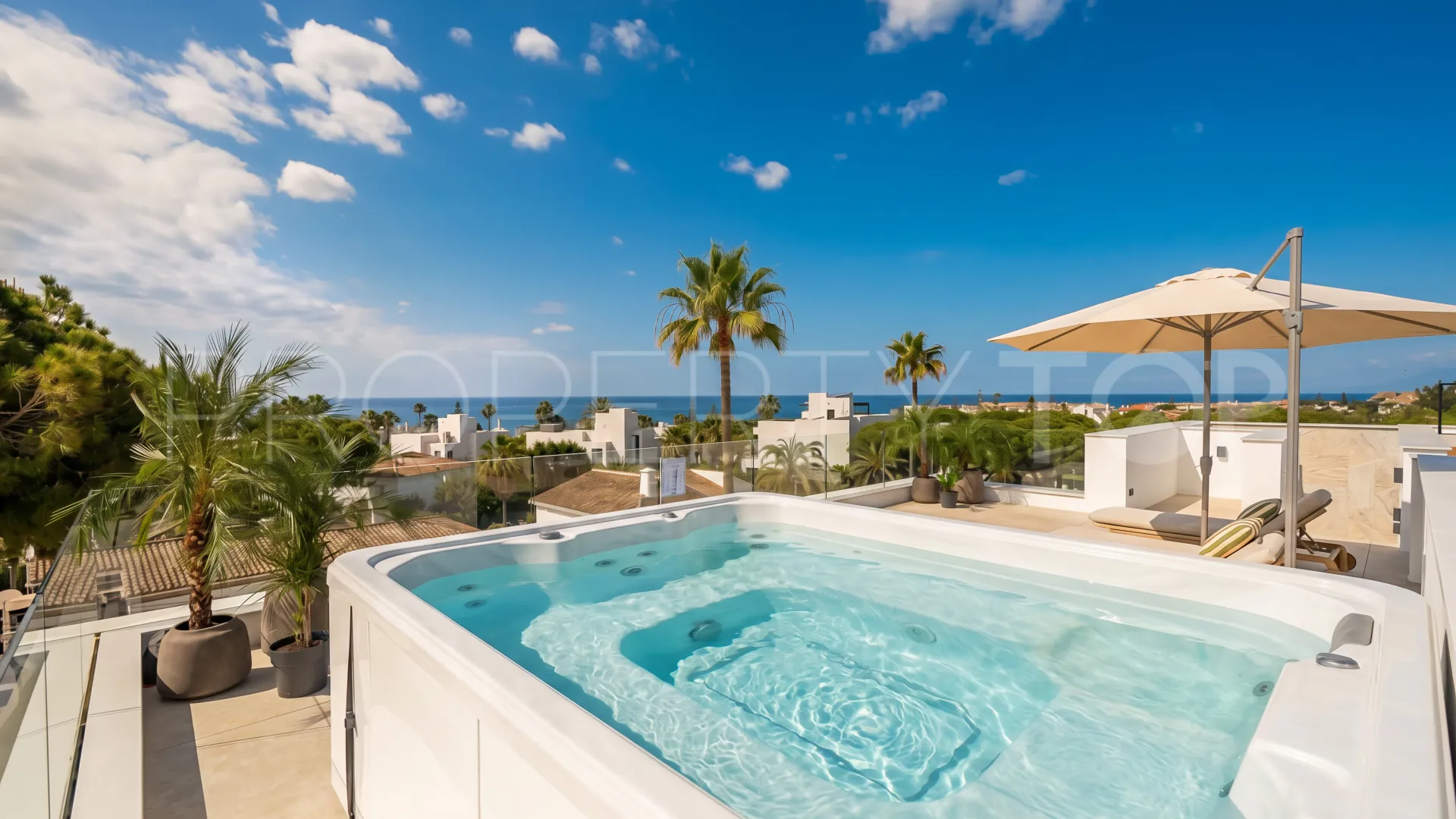 Comprar villa en Marbesa de 6 dormitorios