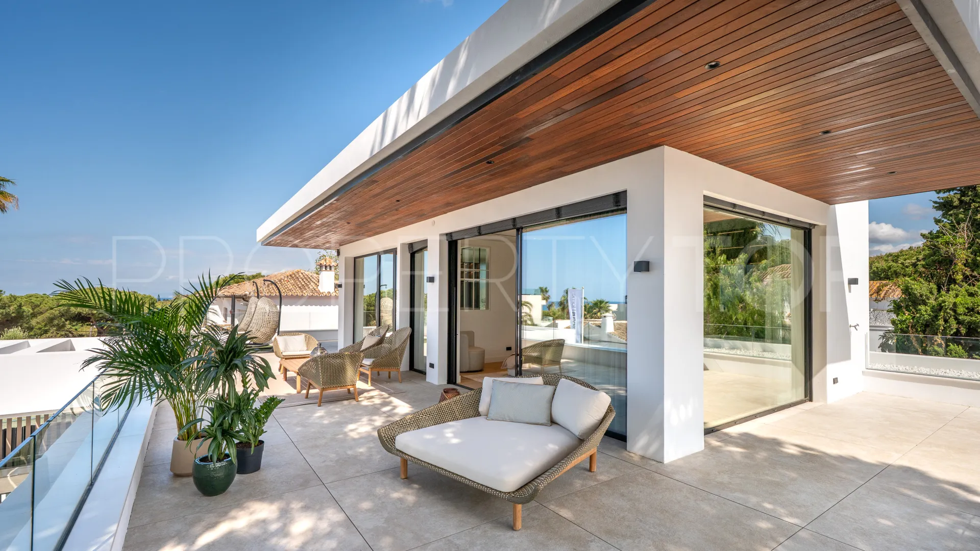 Comprar villa en Marbesa de 6 dormitorios