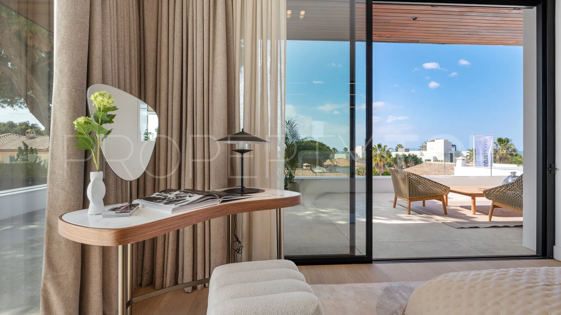 Comprar villa en Marbesa de 6 dormitorios