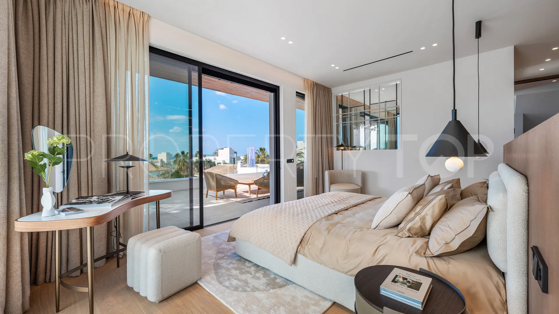 Comprar villa en Marbesa de 6 dormitorios
