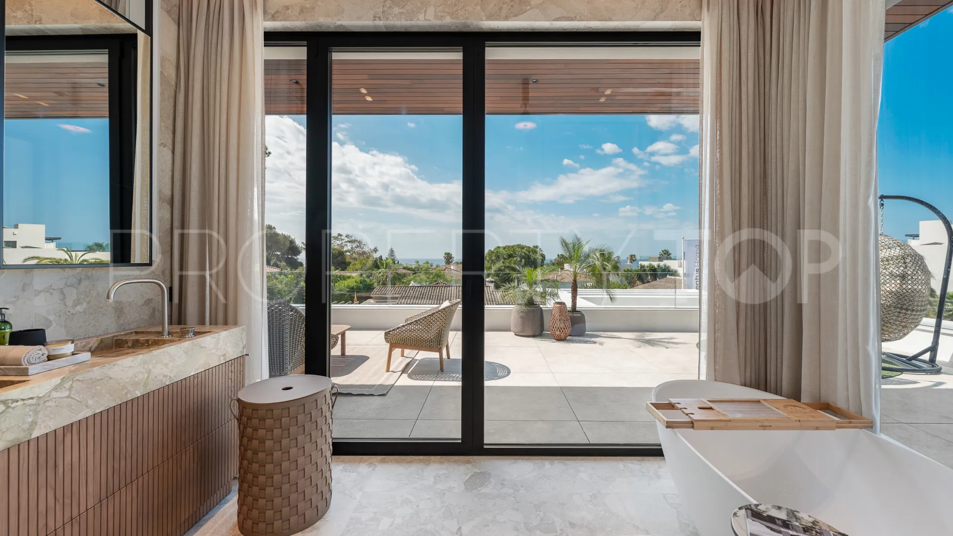 Comprar villa en Marbesa de 6 dormitorios