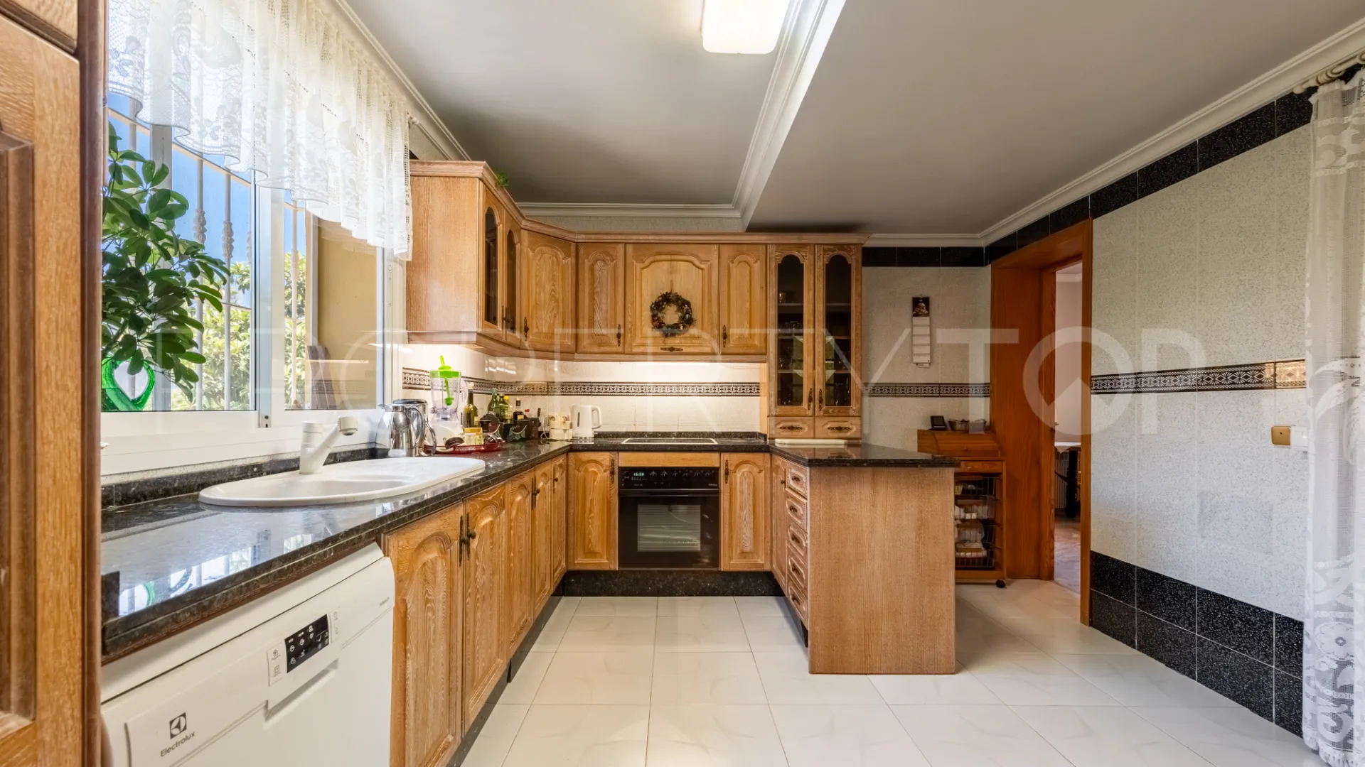 Comprar villa en Atalaya Golf