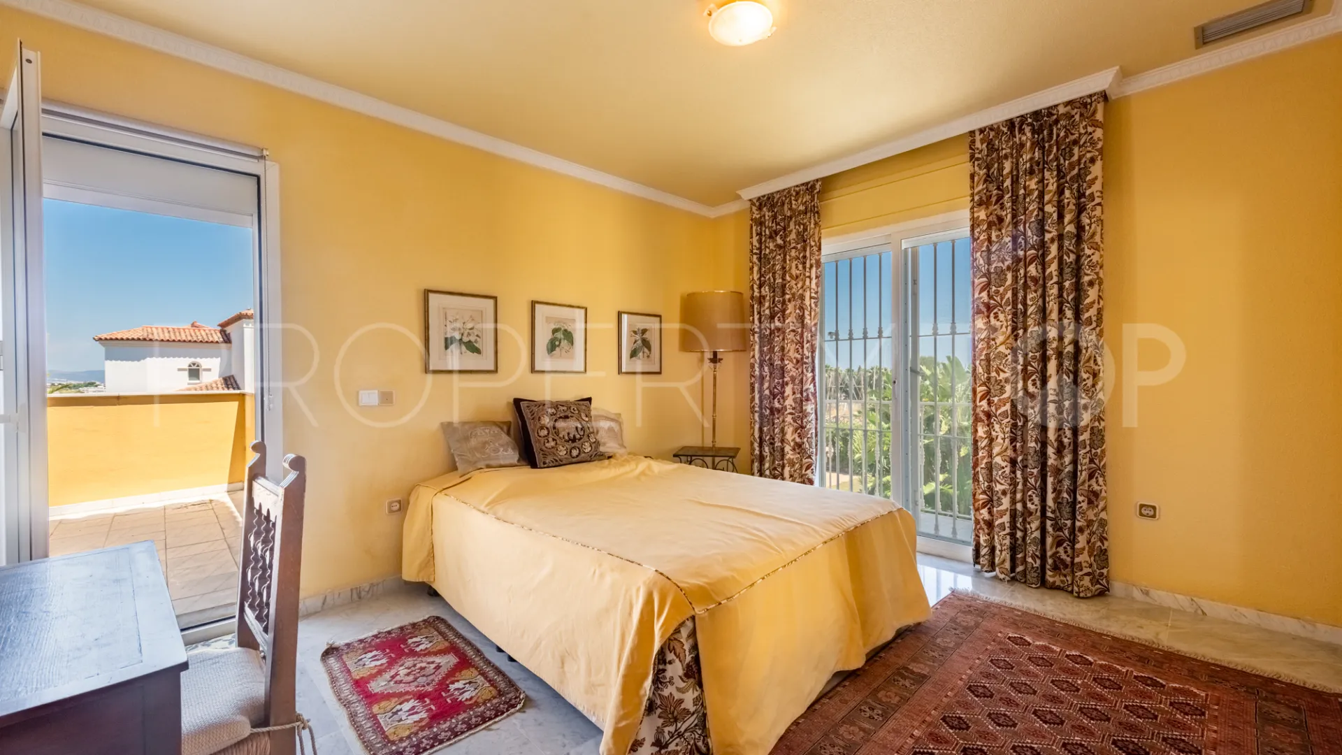 Comprar villa en Atalaya Golf