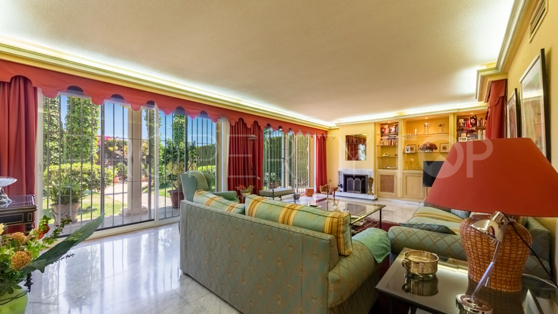 Comprar villa en Atalaya Golf