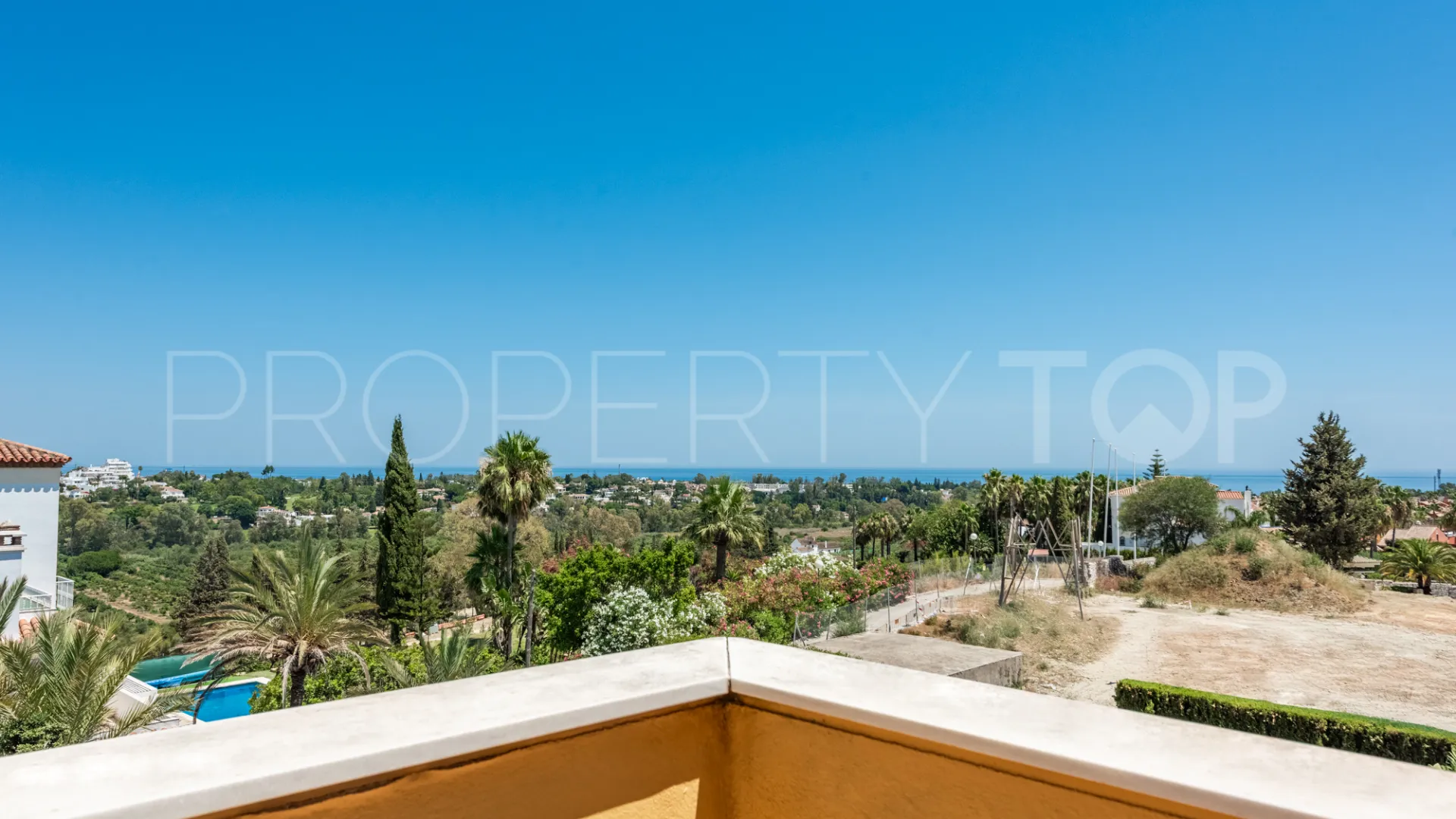 Comprar villa en Atalaya Golf