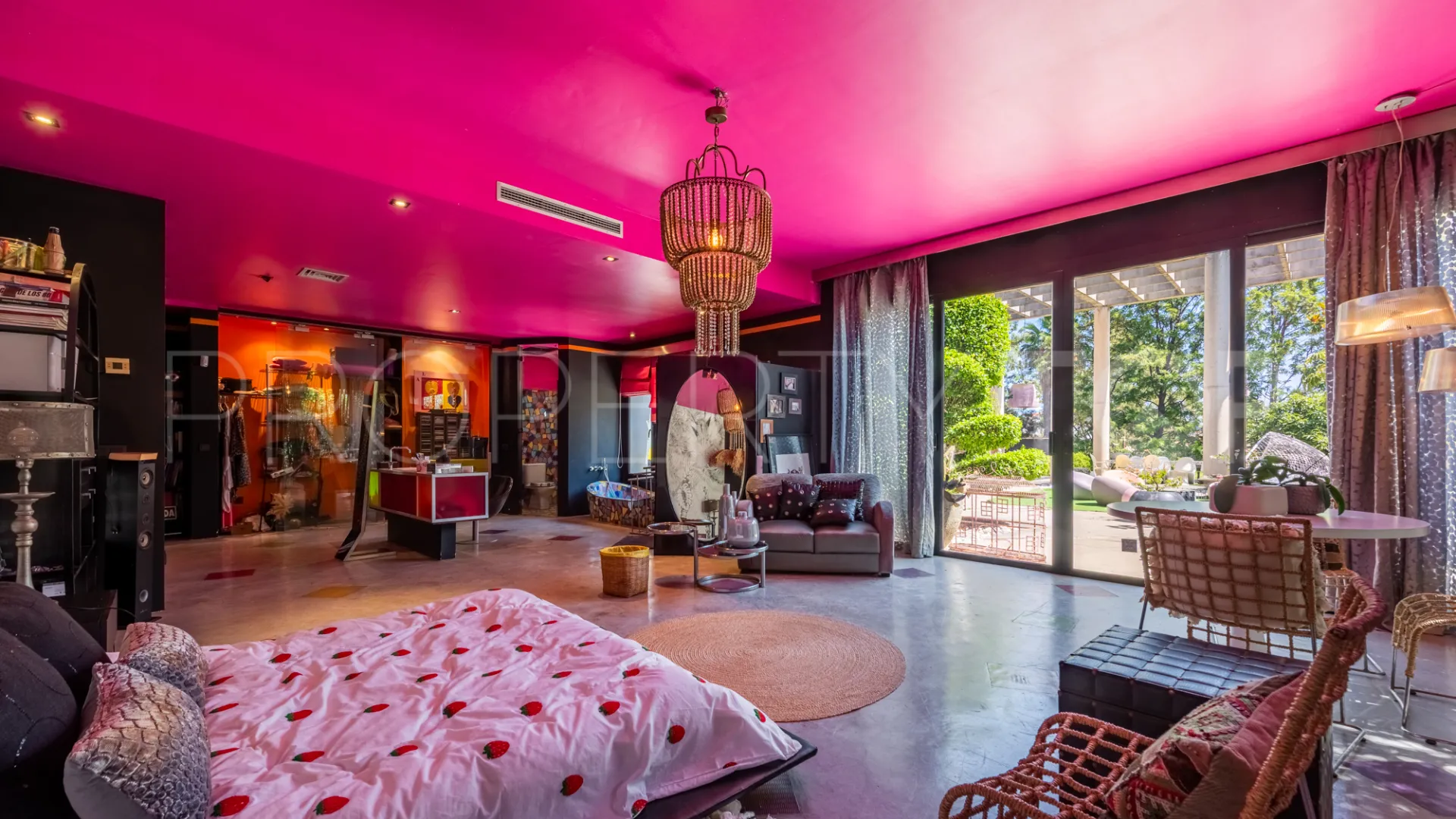 For sale Nueva Atalaya villa with 5 bedrooms
