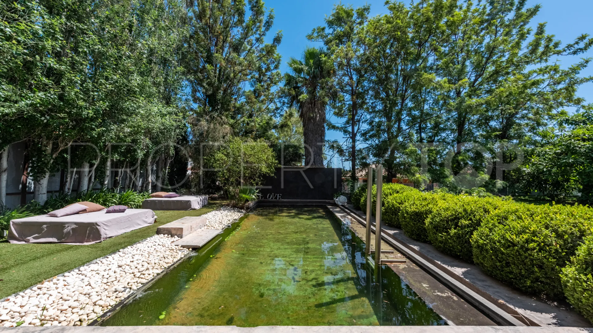 For sale Nueva Atalaya villa with 5 bedrooms