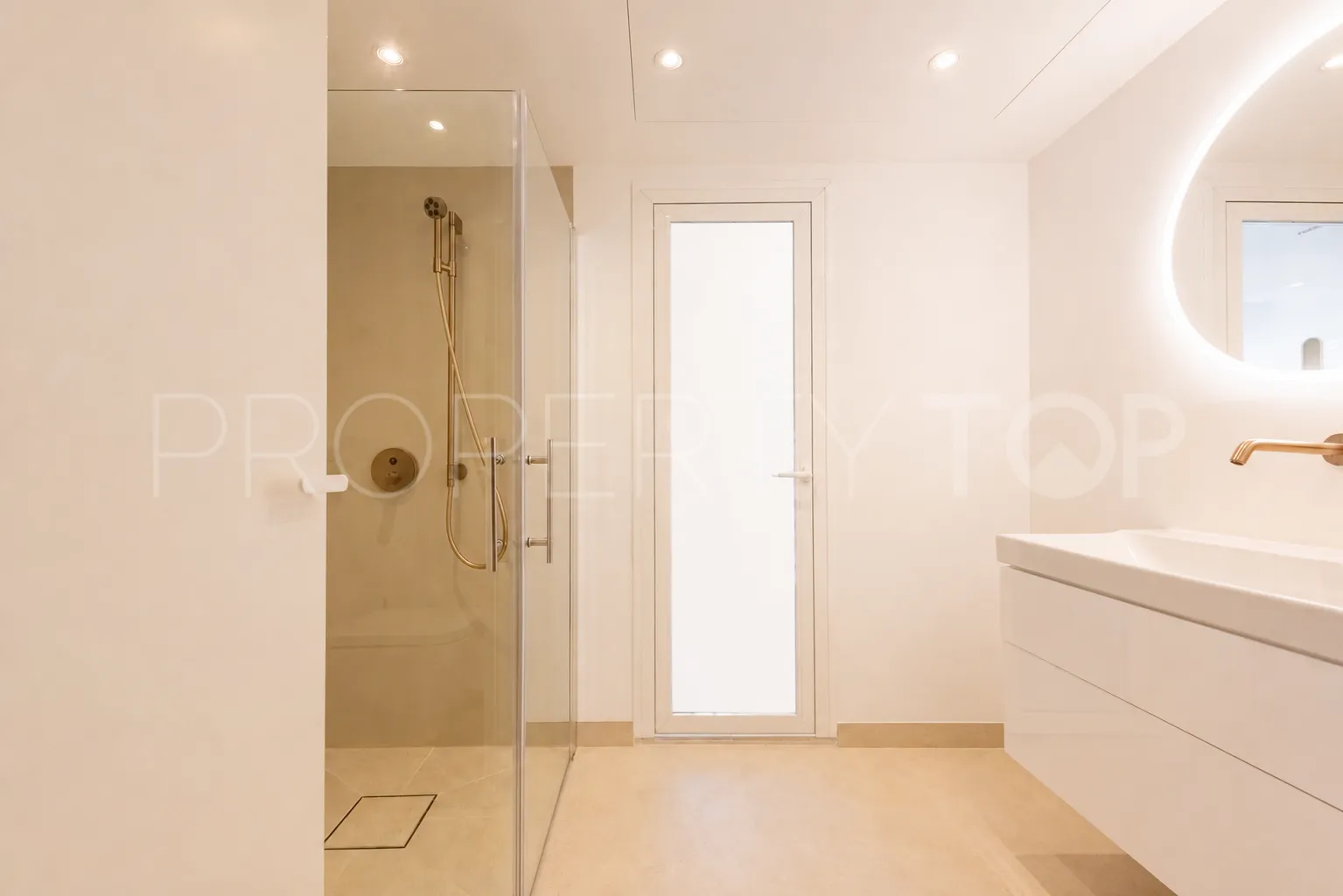 Las lomas del Conde Luque penthouse for sale