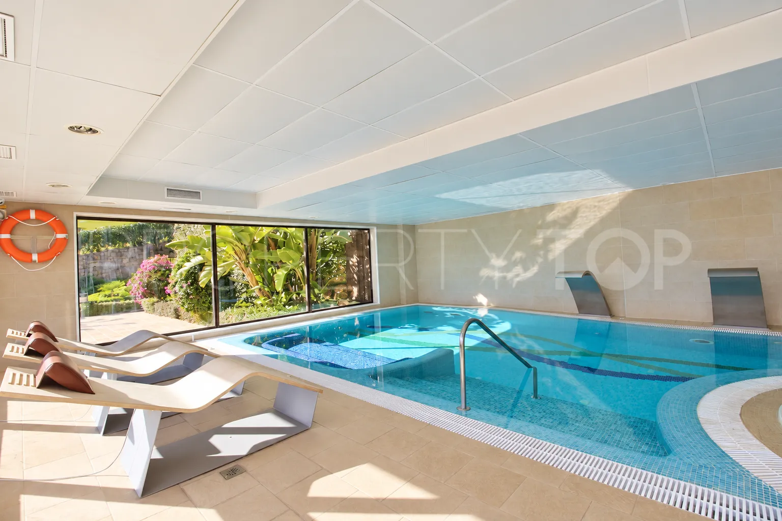 Las lomas del Conde Luque penthouse for sale