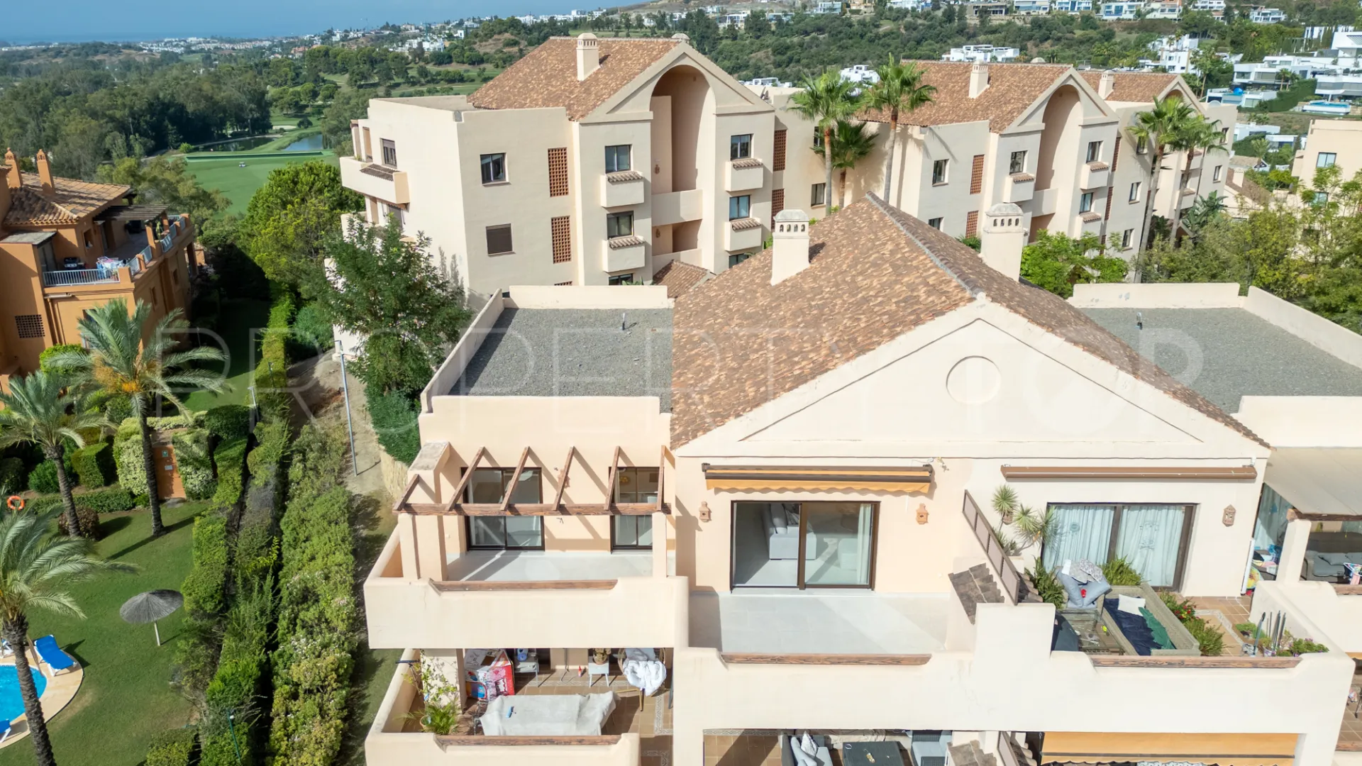 Las lomas del Conde Luque penthouse for sale