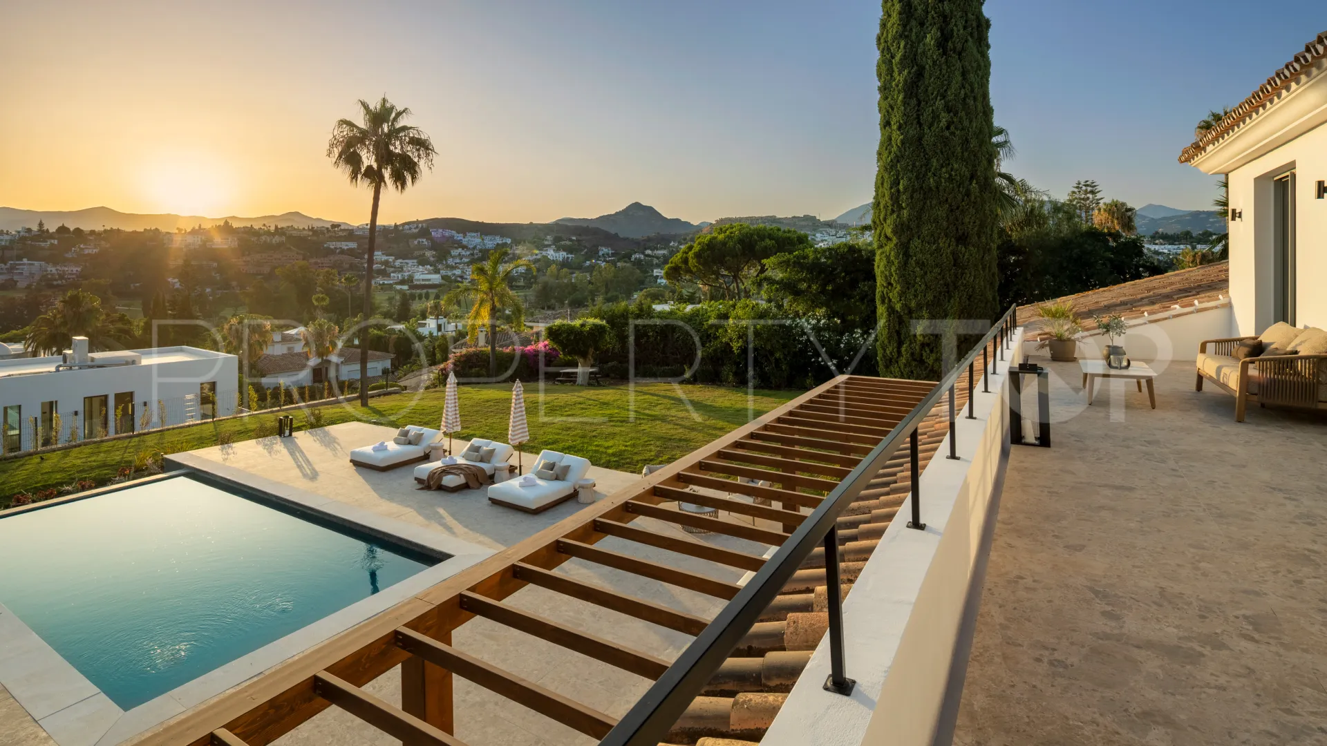 El Paraiso, villa en venta