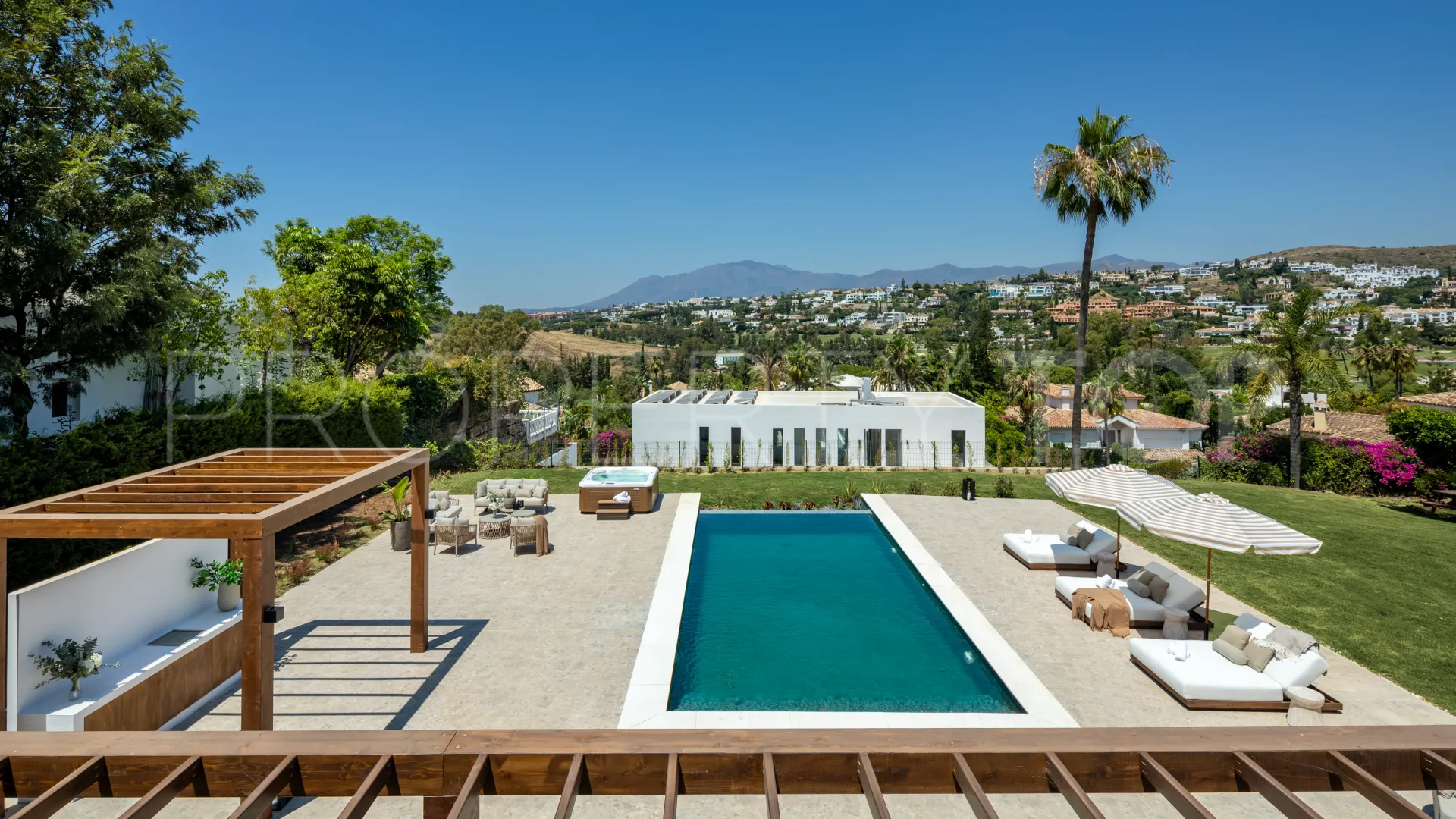 El Paraiso, villa en venta