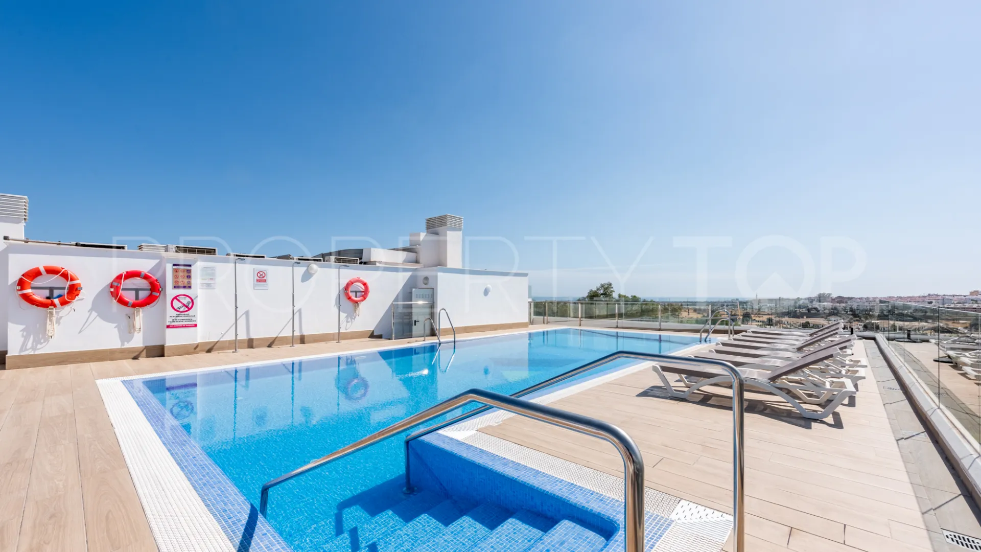 Buy 2 bedrooms apartment in La Campana