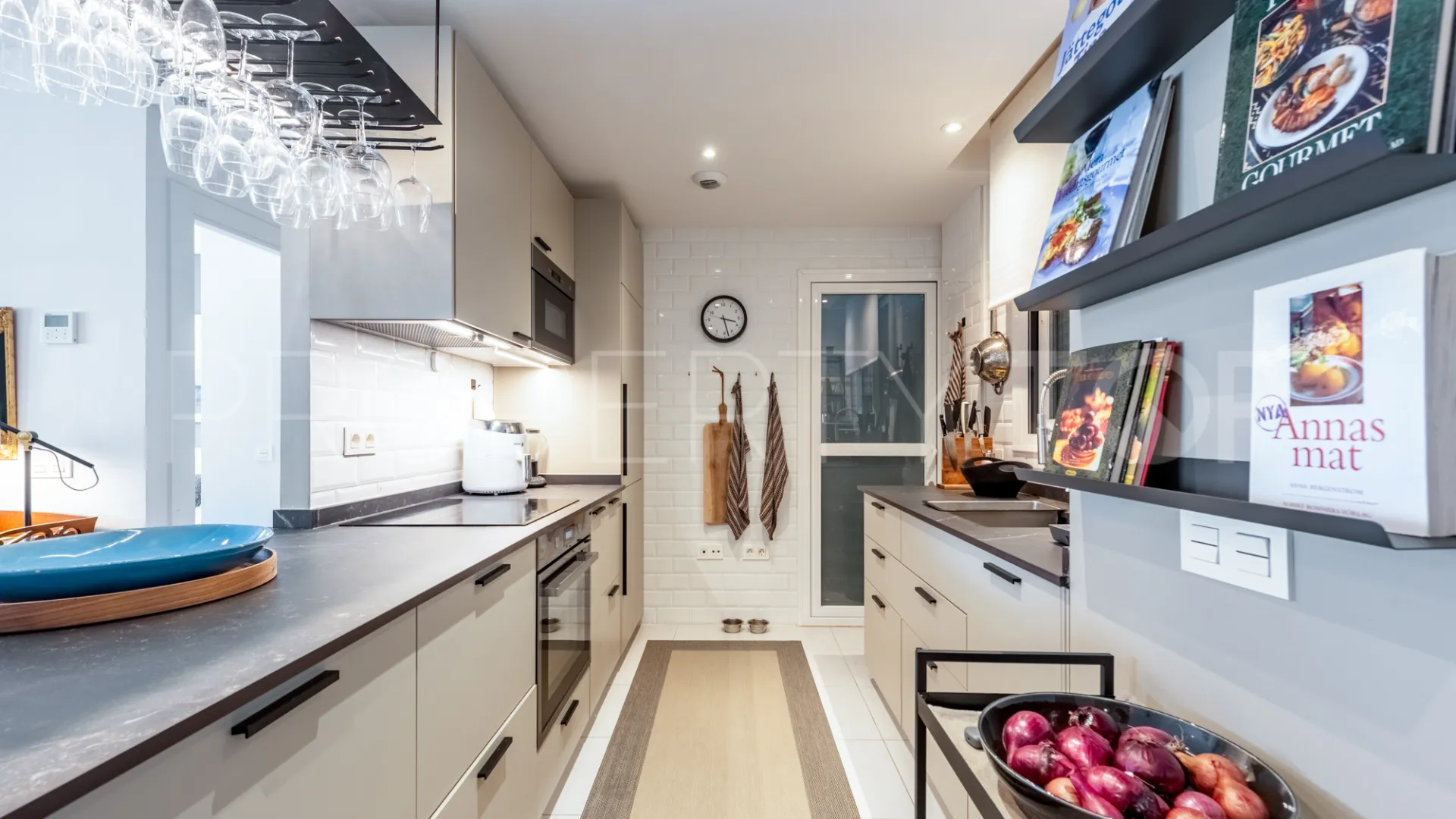 Buy 2 bedrooms apartment in La Campana