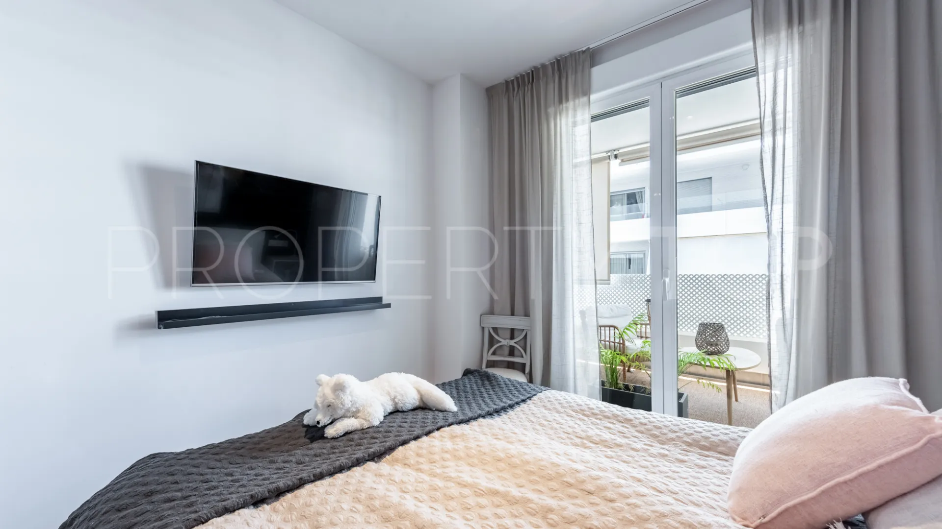 Buy 2 bedrooms apartment in La Campana