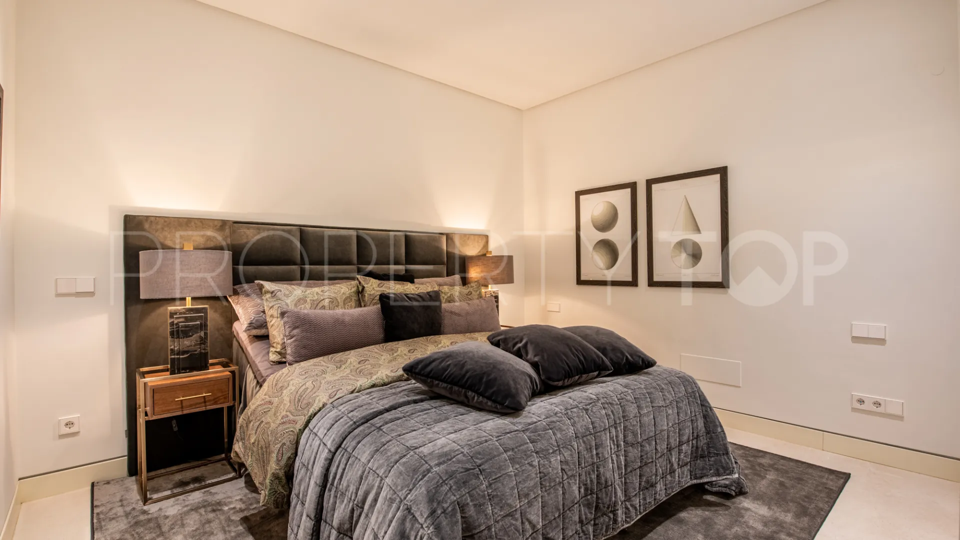 For sale villa in Casablanca