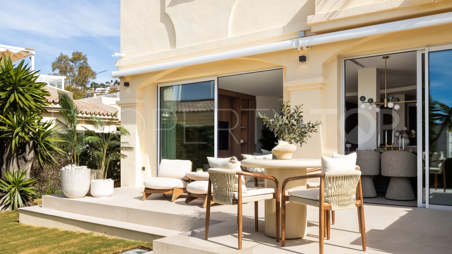 Buy town house in La Quinta Hills