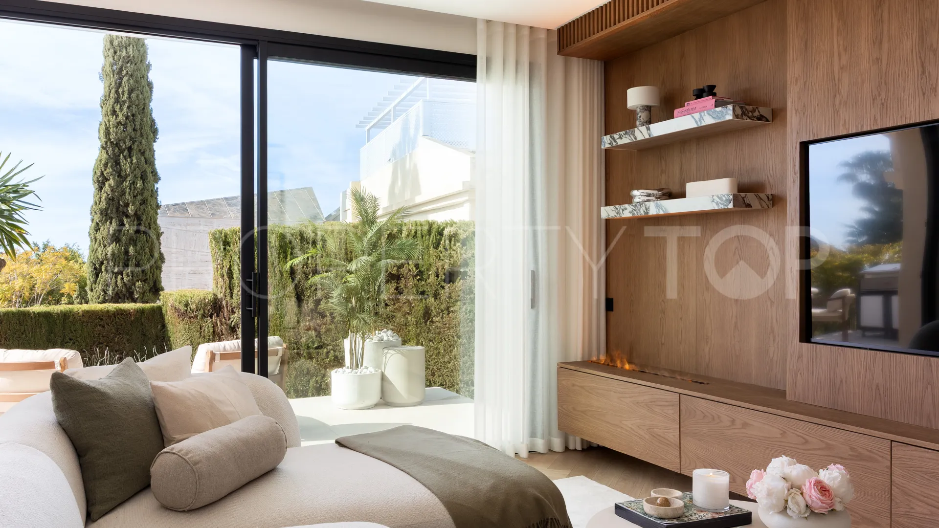 Buy town house in La Quinta Hills