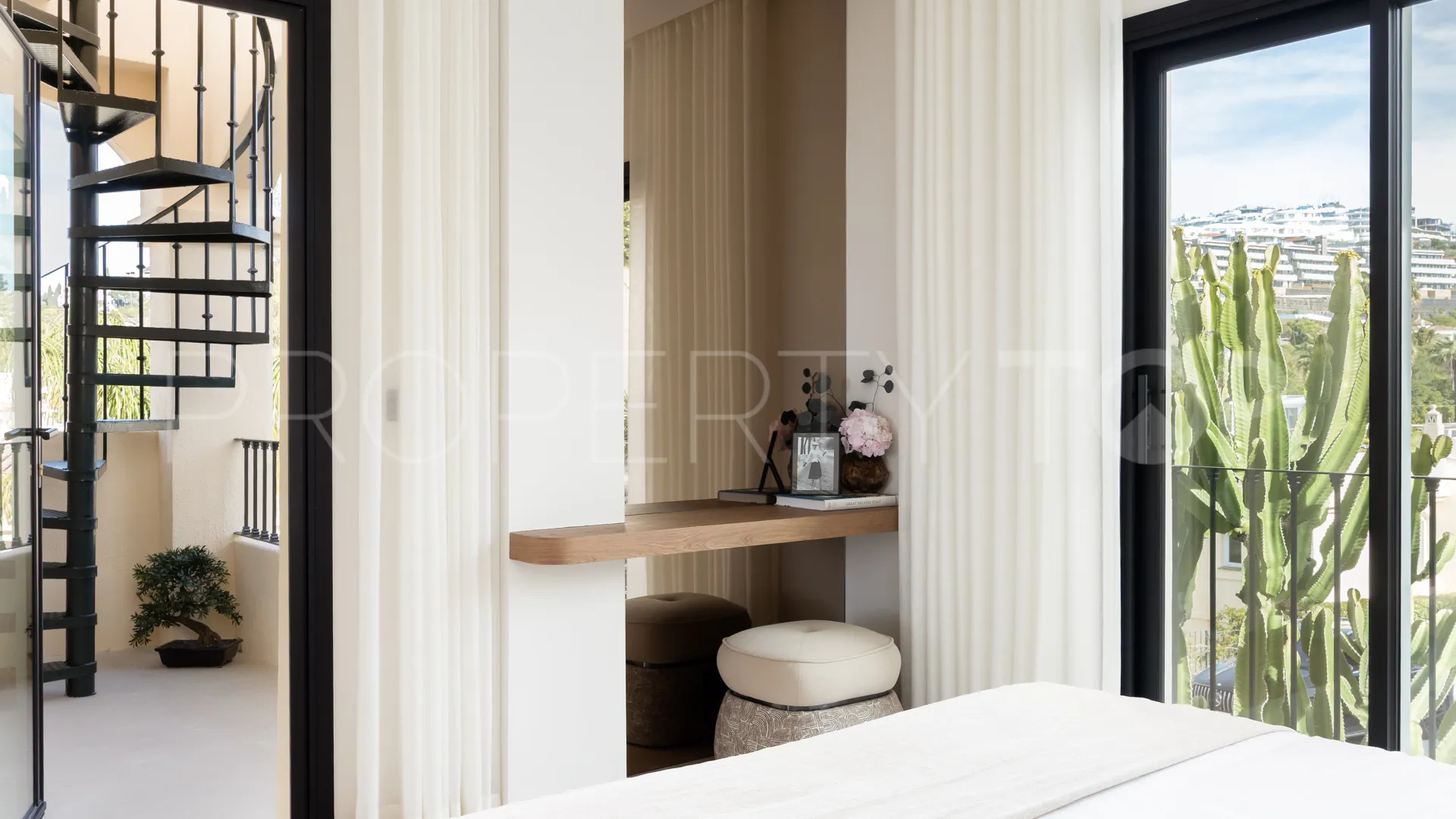 Buy town house in La Quinta Hills