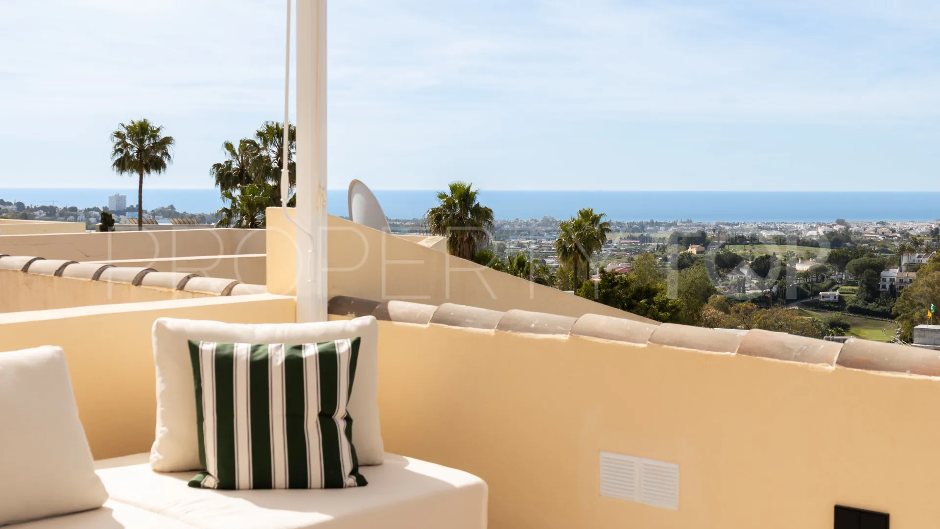 Buy town house in La Quinta Hills