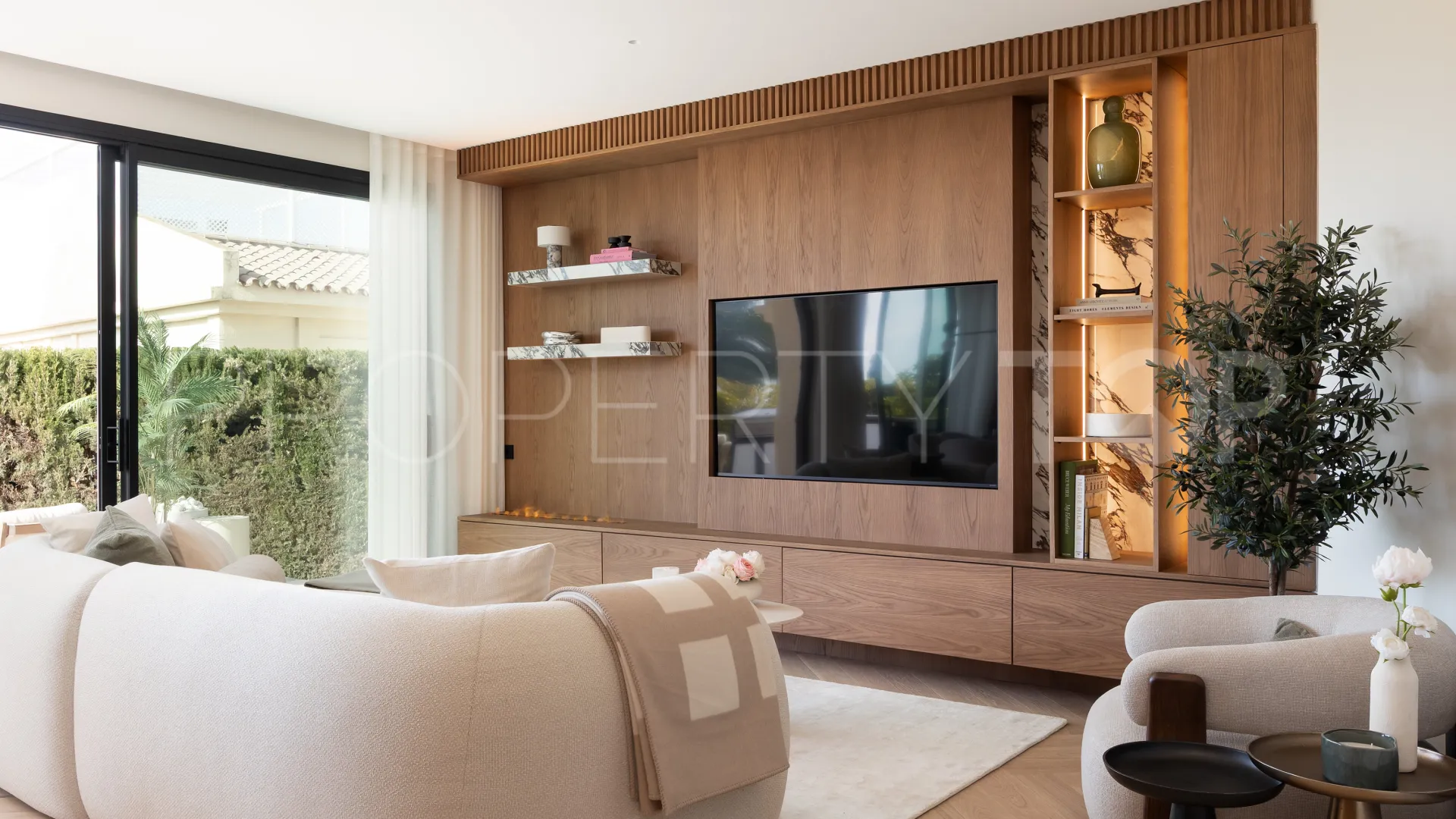 Buy town house in La Quinta Hills