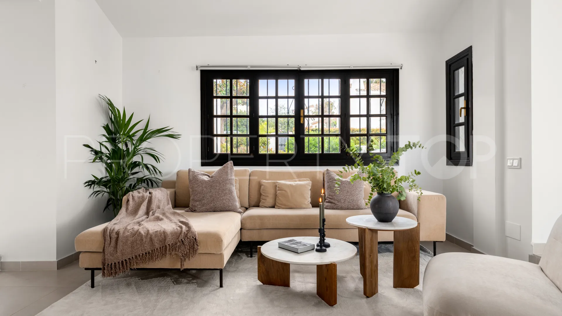 Comprar apartamento de 3 dormitorios en Aldea Blanca