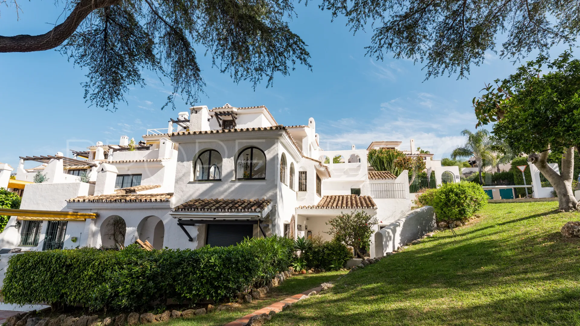 Comprar apartamento de 3 dormitorios en Aldea Blanca