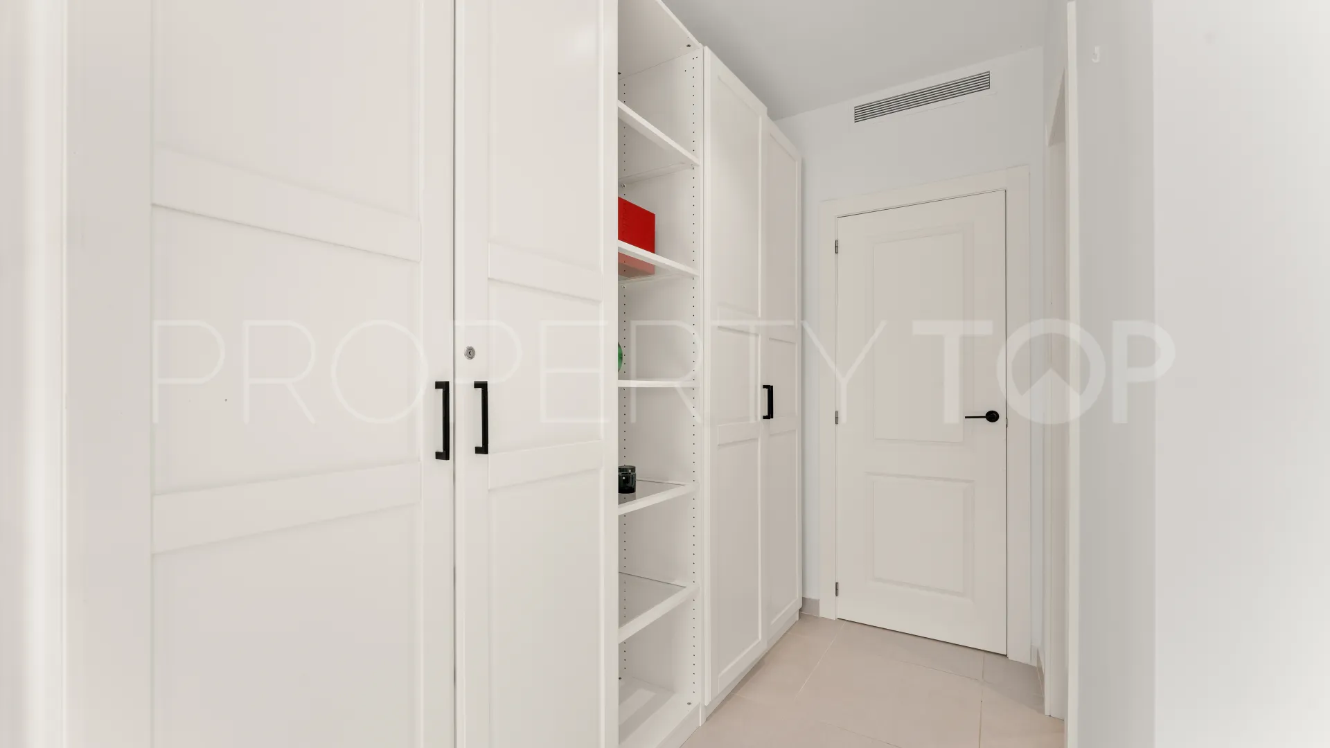 Comprar apartamento de 3 dormitorios en Aldea Blanca