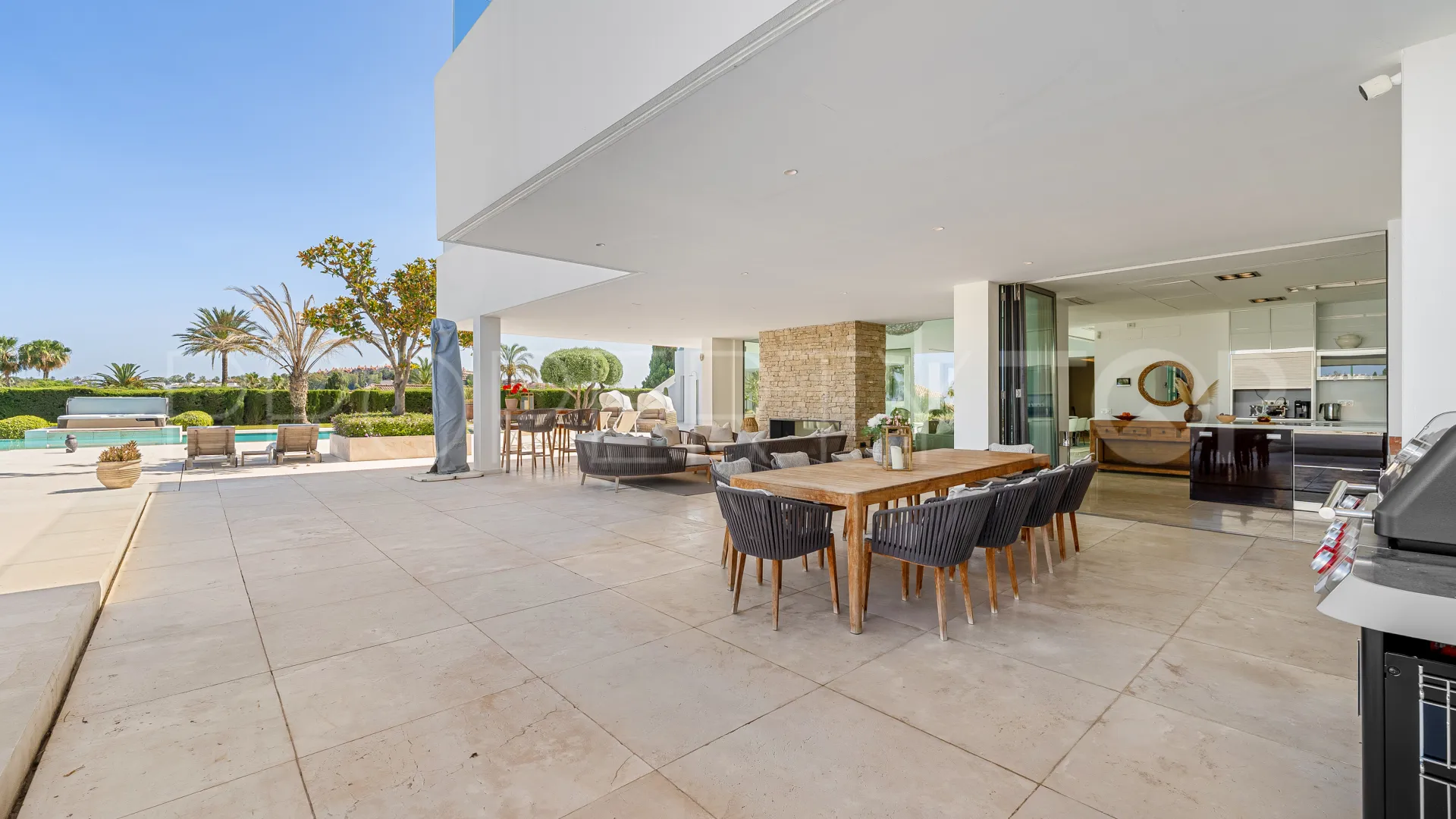 Villa de 7 dormitorios a la venta en La Cerquilla