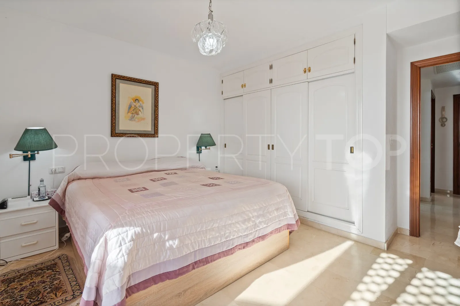 For sale penthouse in San Pedro de Alcantara with 3 bedrooms