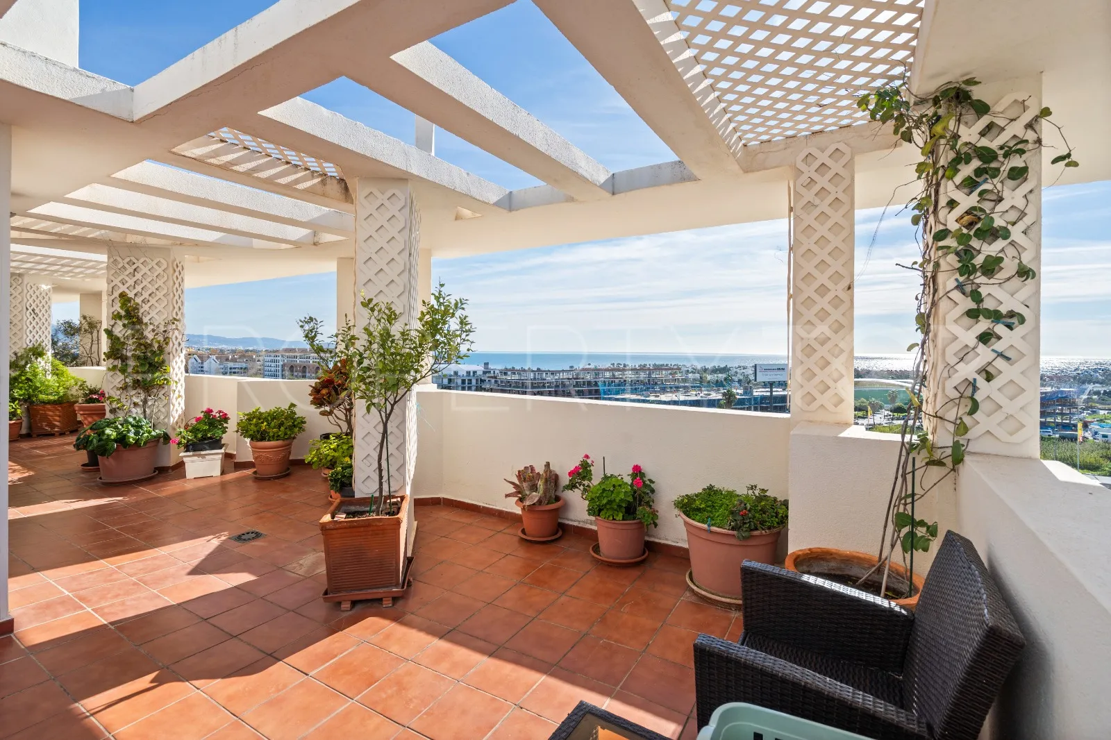 For sale penthouse in San Pedro de Alcantara with 3 bedrooms