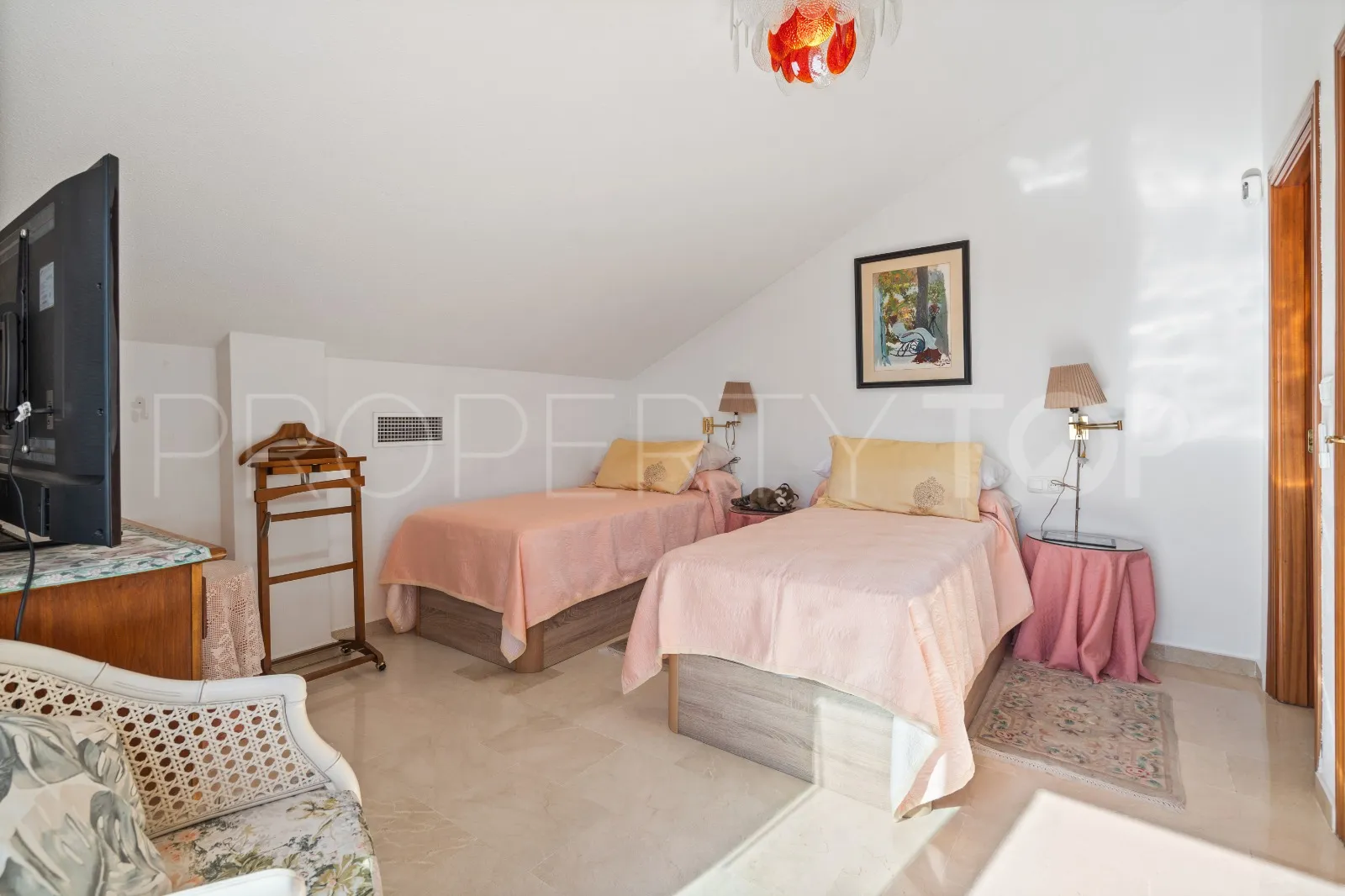 For sale penthouse in San Pedro de Alcantara with 3 bedrooms