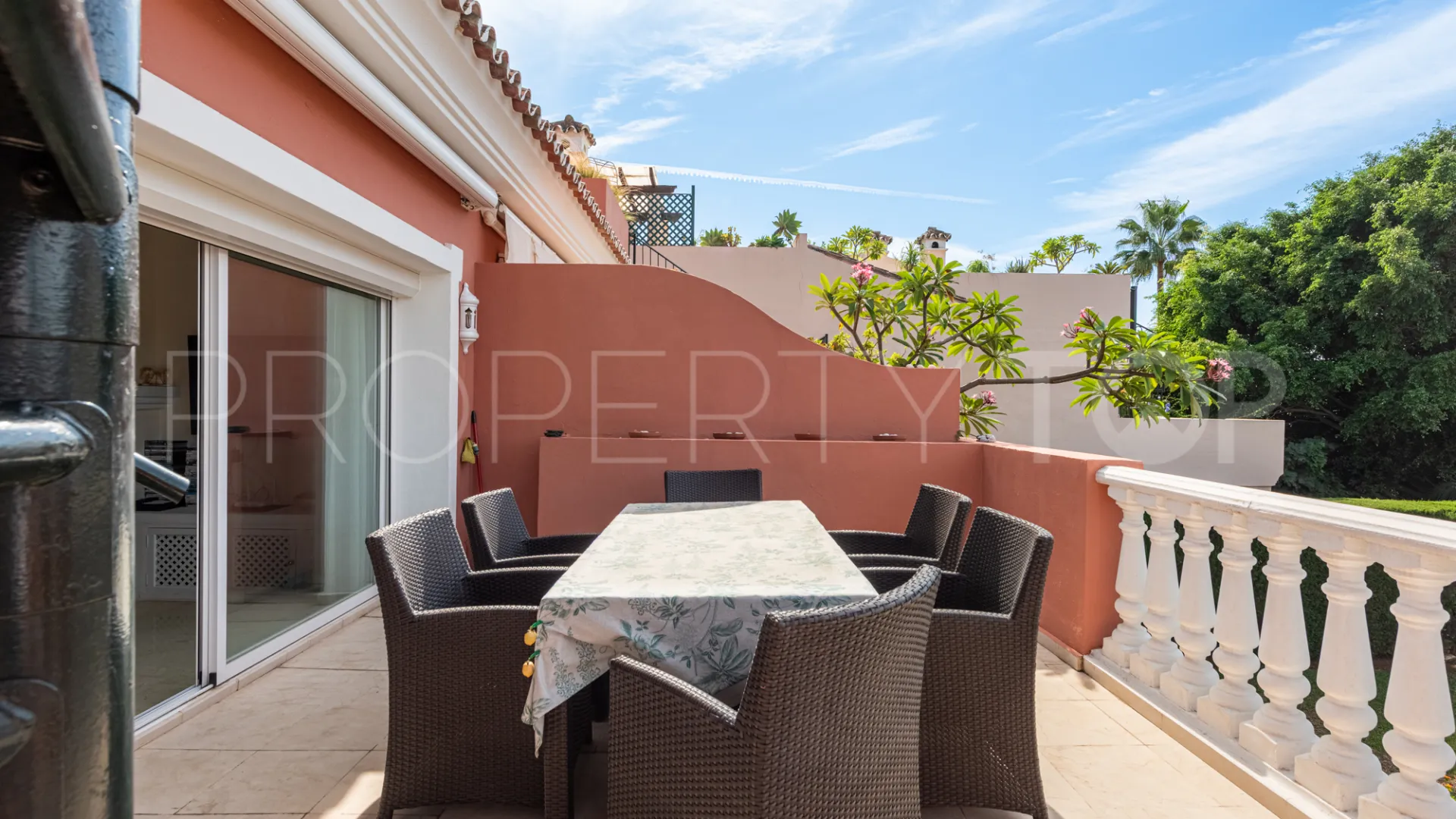 Se vende Ático de 2 dormitorios en Park Beach