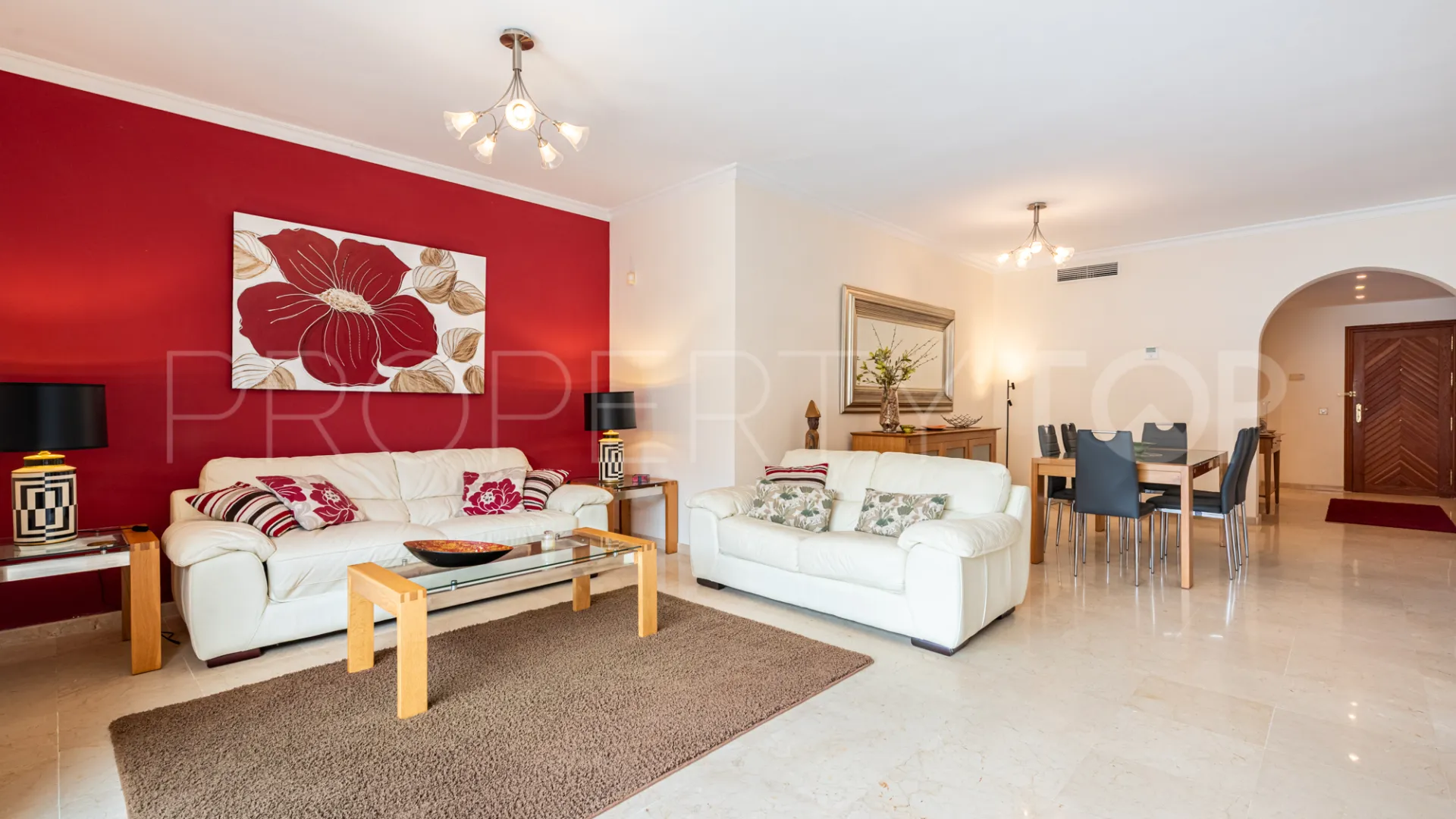 Se vende Ático de 2 dormitorios en Park Beach