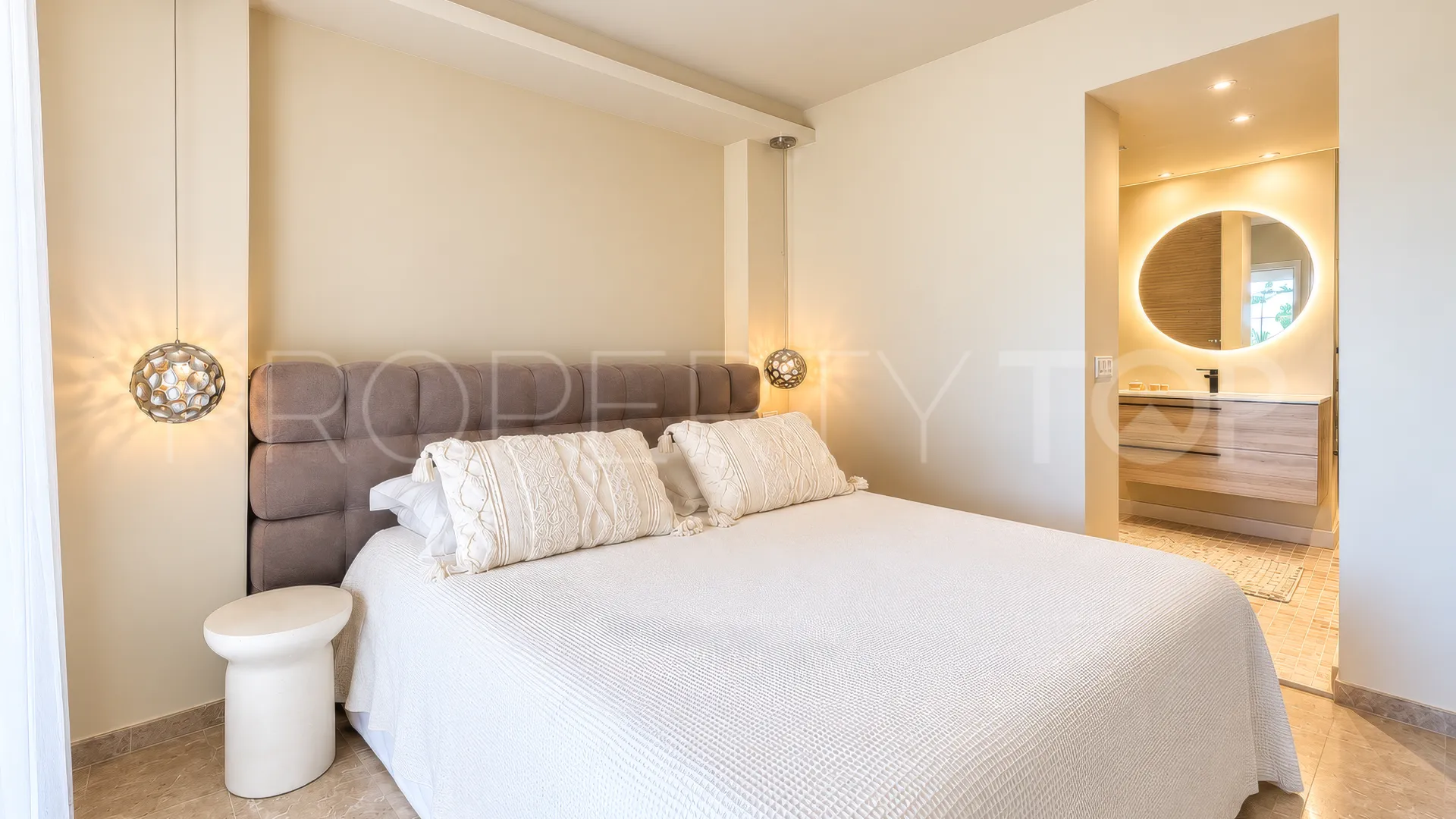 3 bedrooms Cumbres del Rodeo apartment for sale