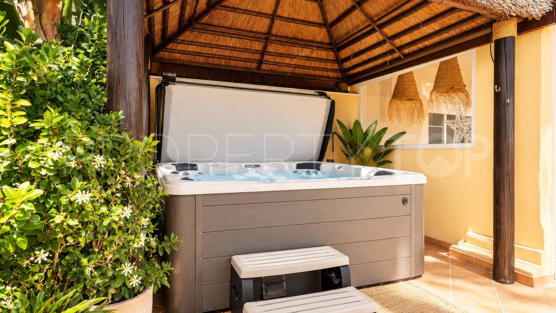 3 bedrooms Cumbres del Rodeo apartment for sale