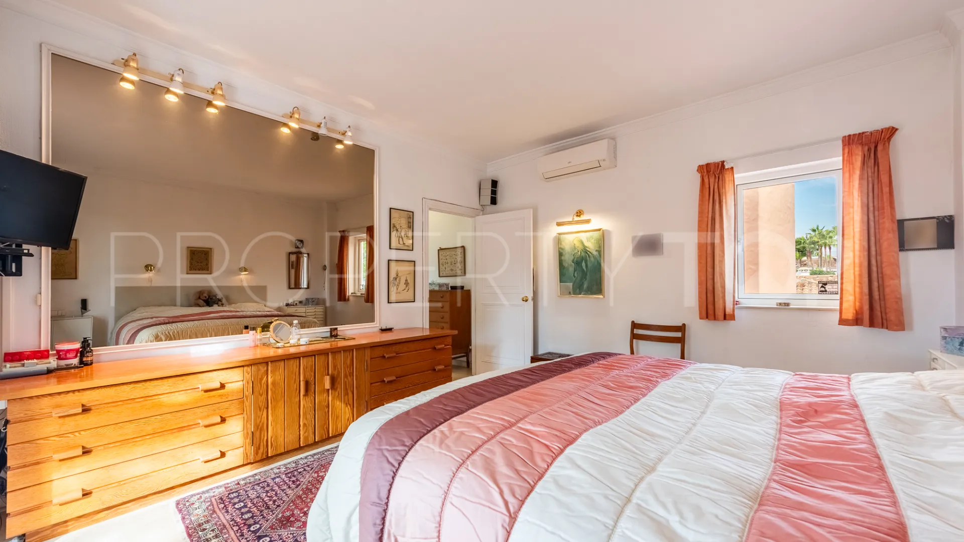 Villa en venta con 4 dormitorios en Paraiso Barronal