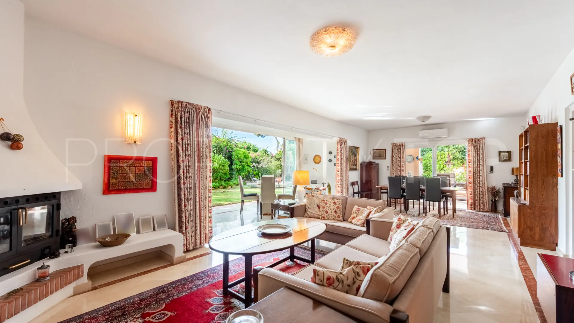 Villa en venta con 4 dormitorios en Paraiso Barronal