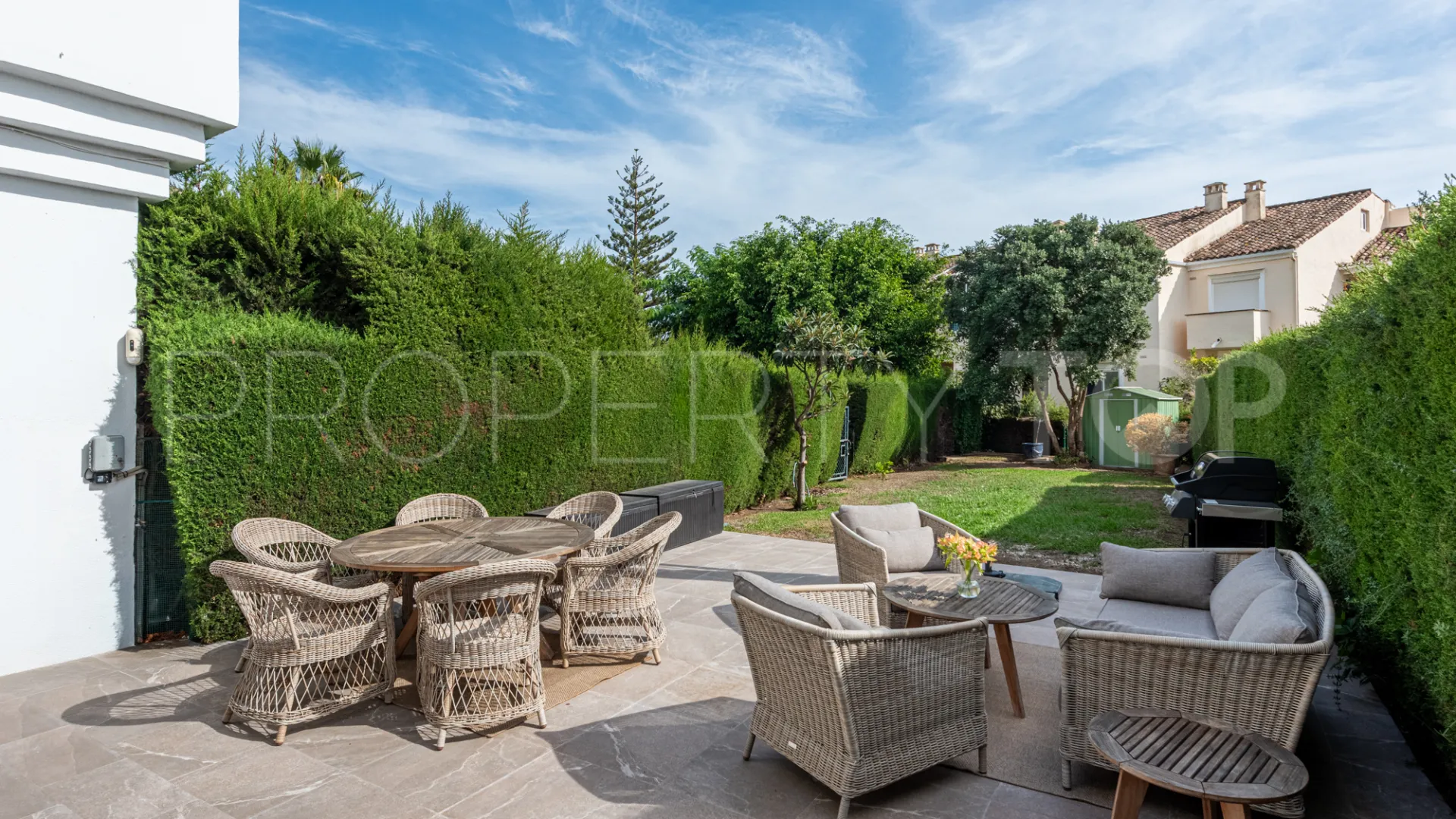 Apartment in El Paraiso for sale