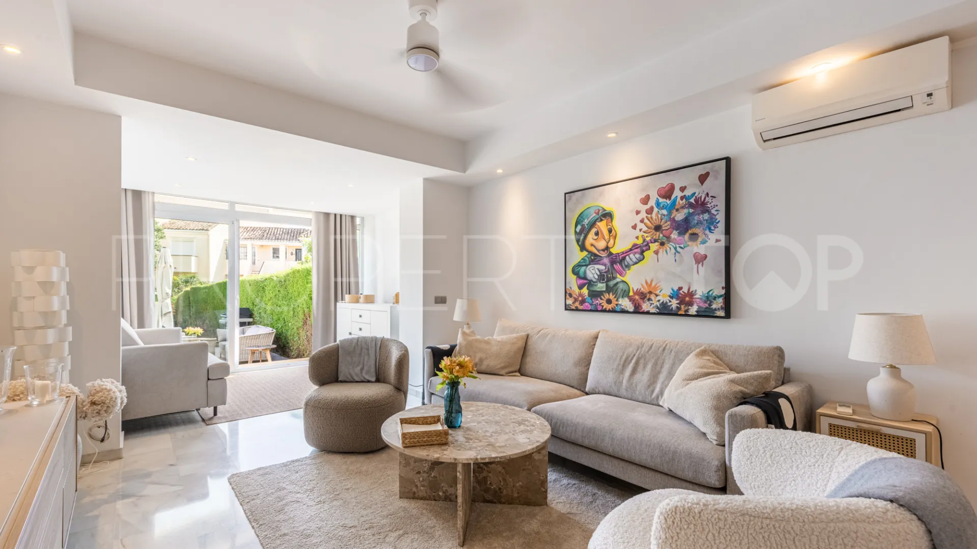 Apartment in El Paraiso for sale