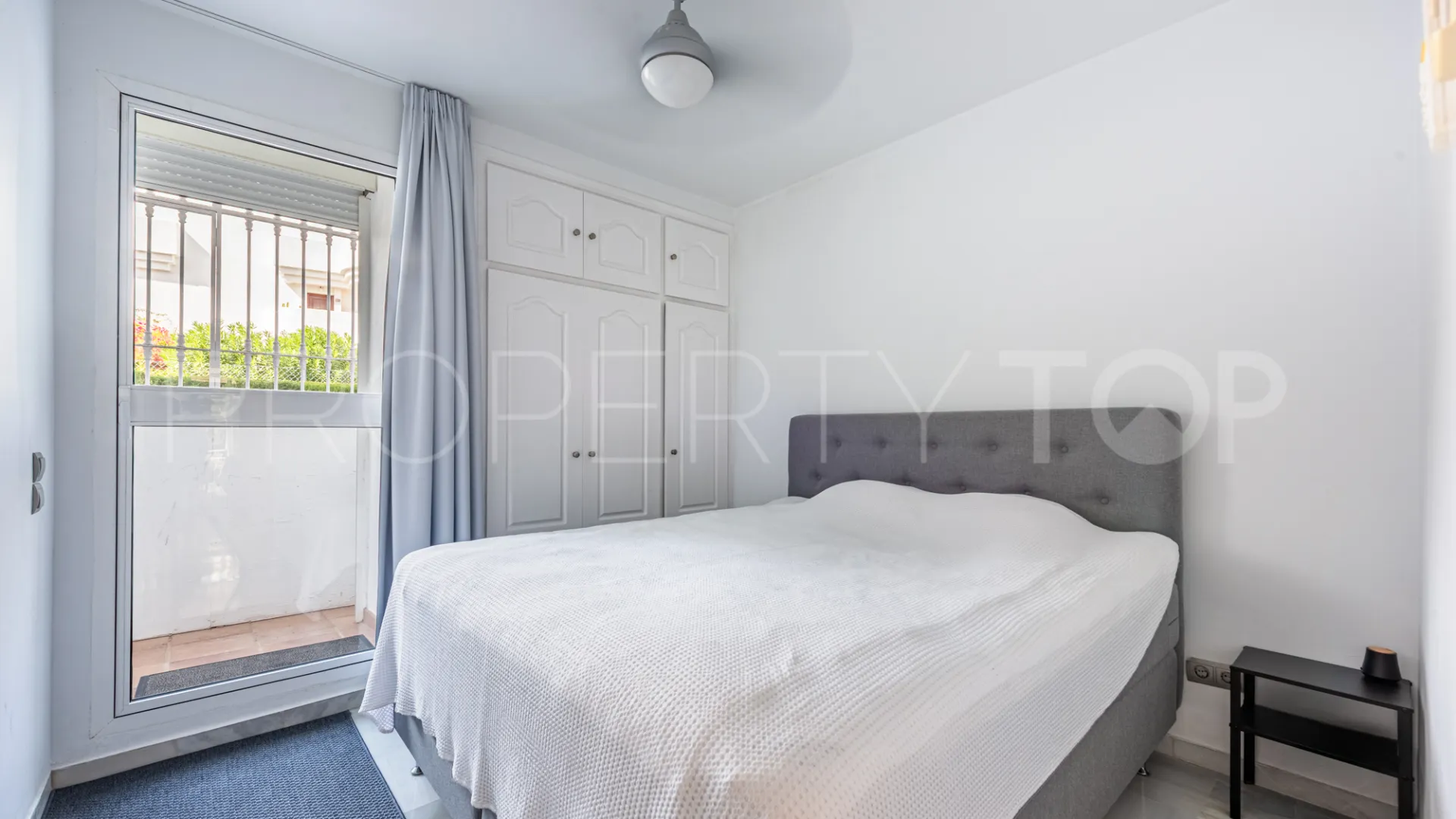 Apartment in El Paraiso for sale