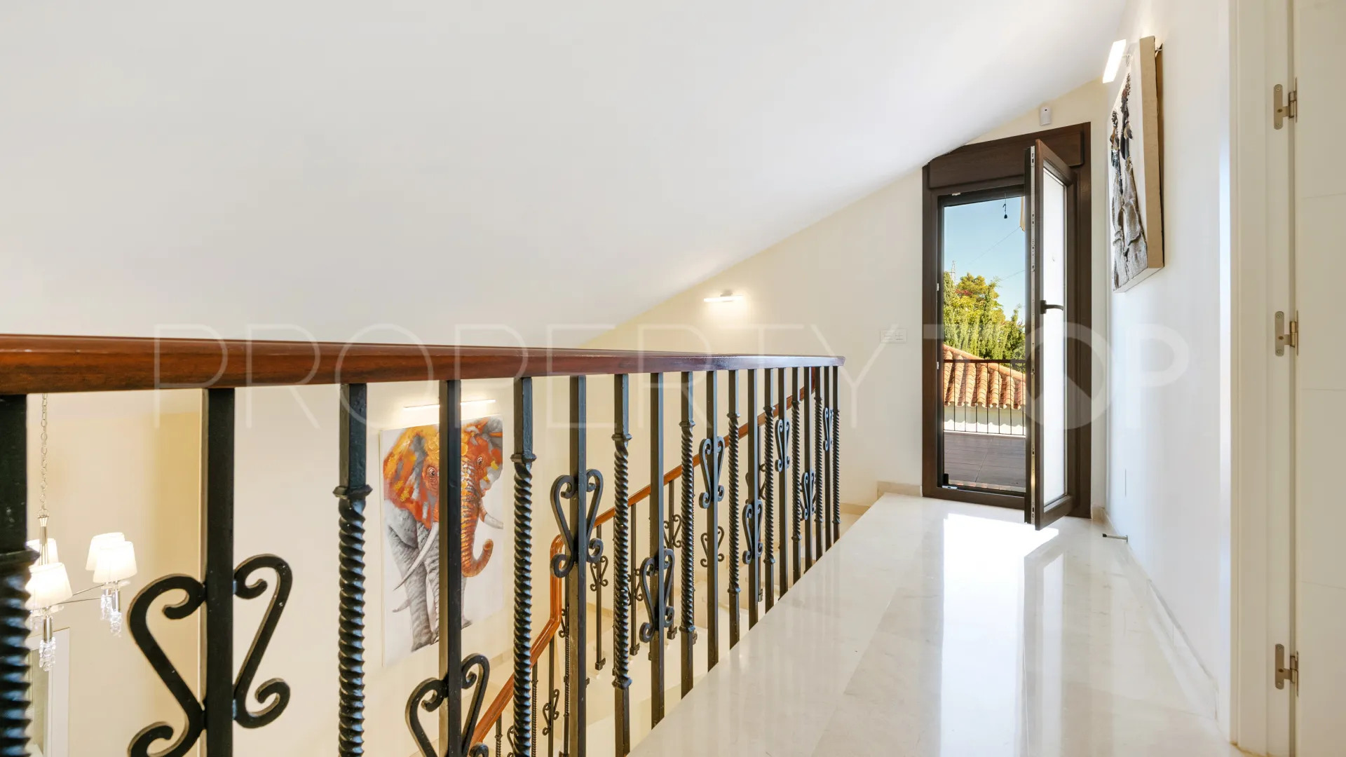 For sale 5 bedrooms villa in Atalaya