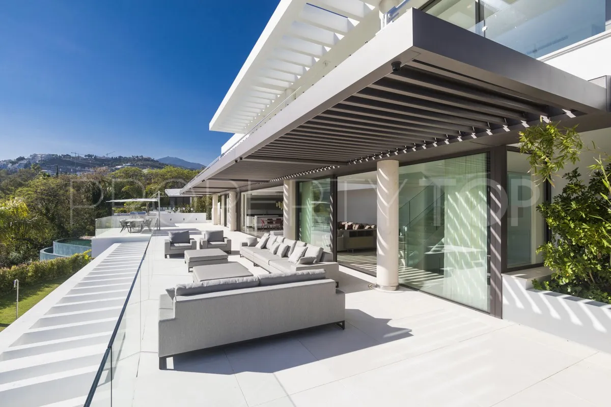 Se vende villa en La Quinta