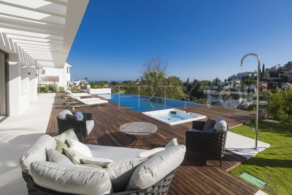 Se vende villa en La Quinta
