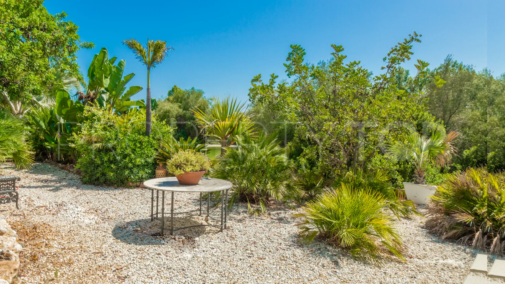 Villa a la venta de 10 dormitorios en Sierra Blanca