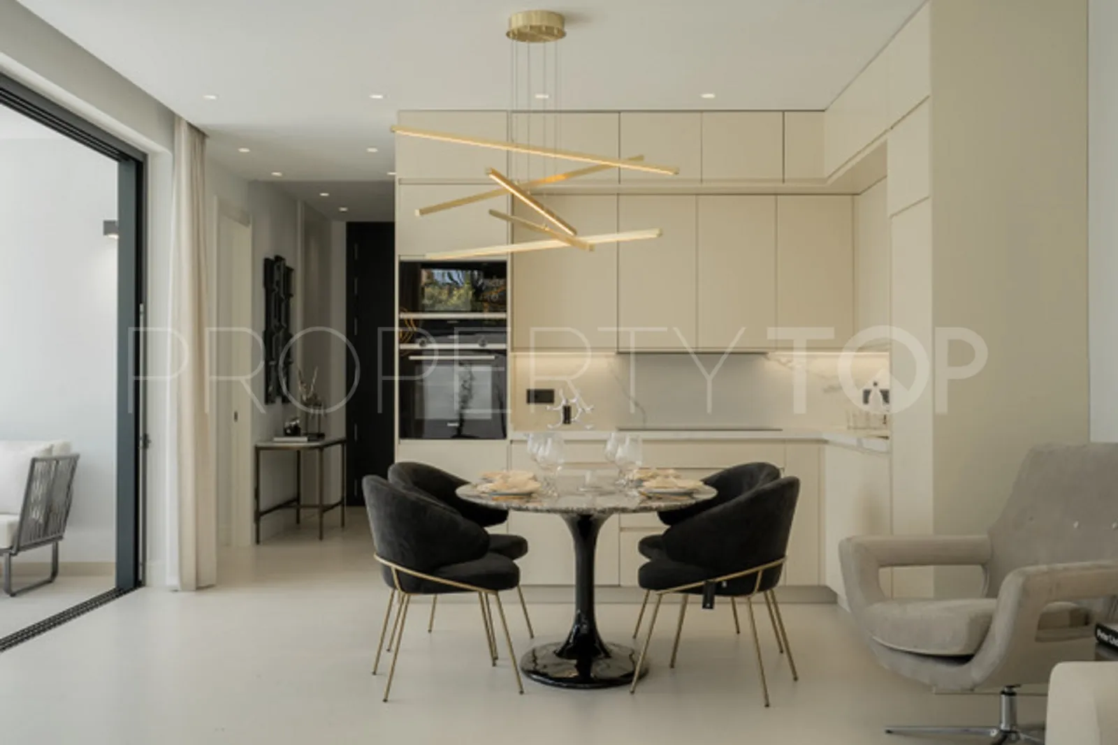 Villa en venta con 5 dormitorios en Marbella Golden Mile
